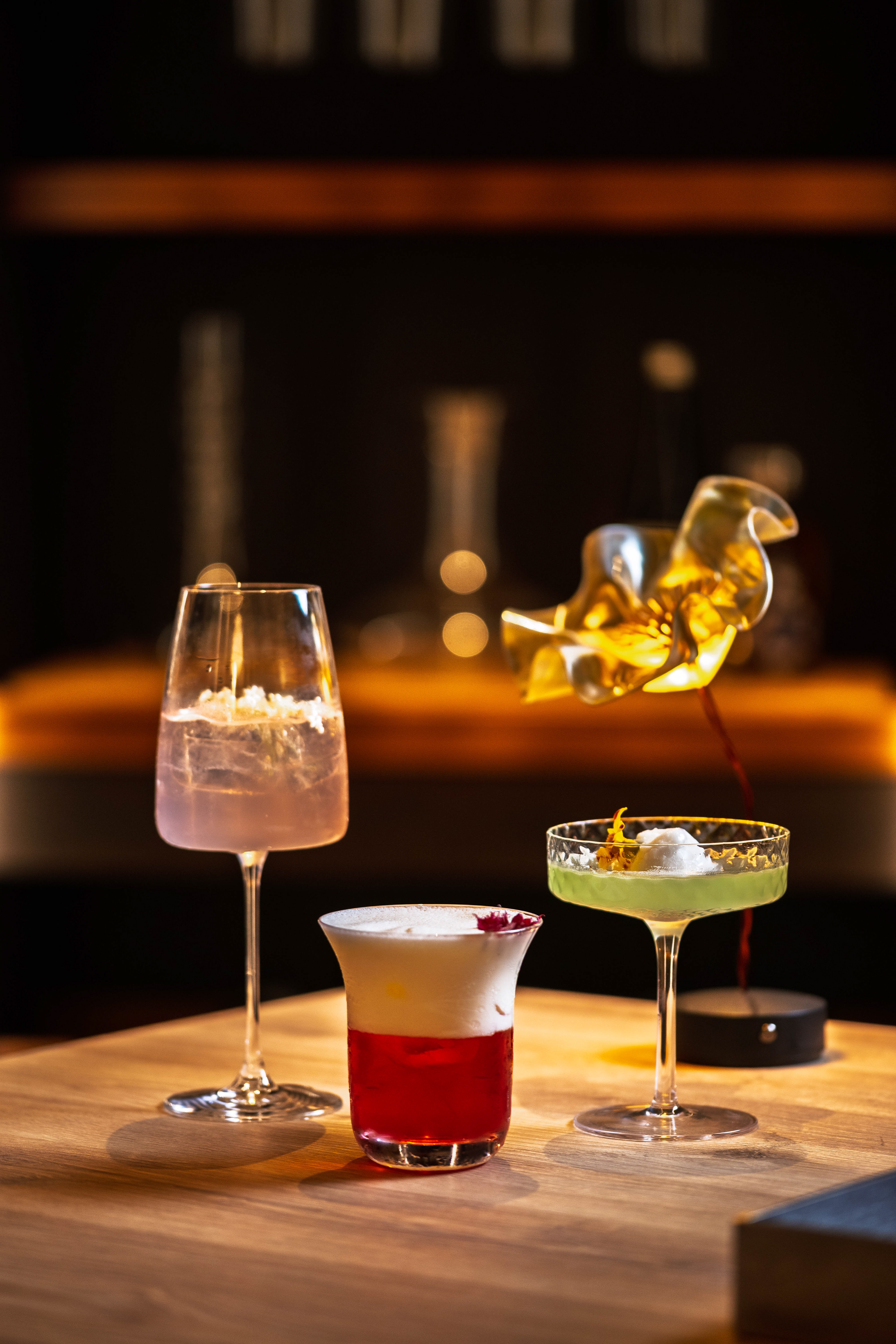 foto makanan premium dengan lighting profesional