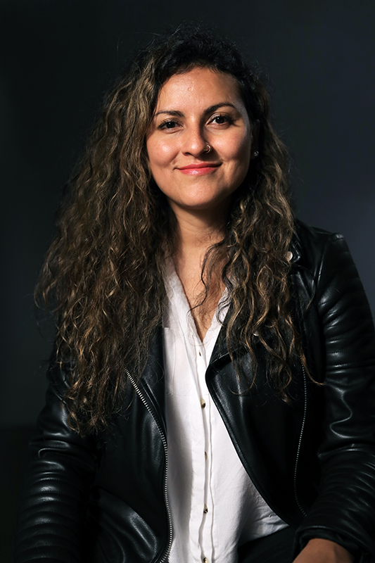 Lorena R. Valencia