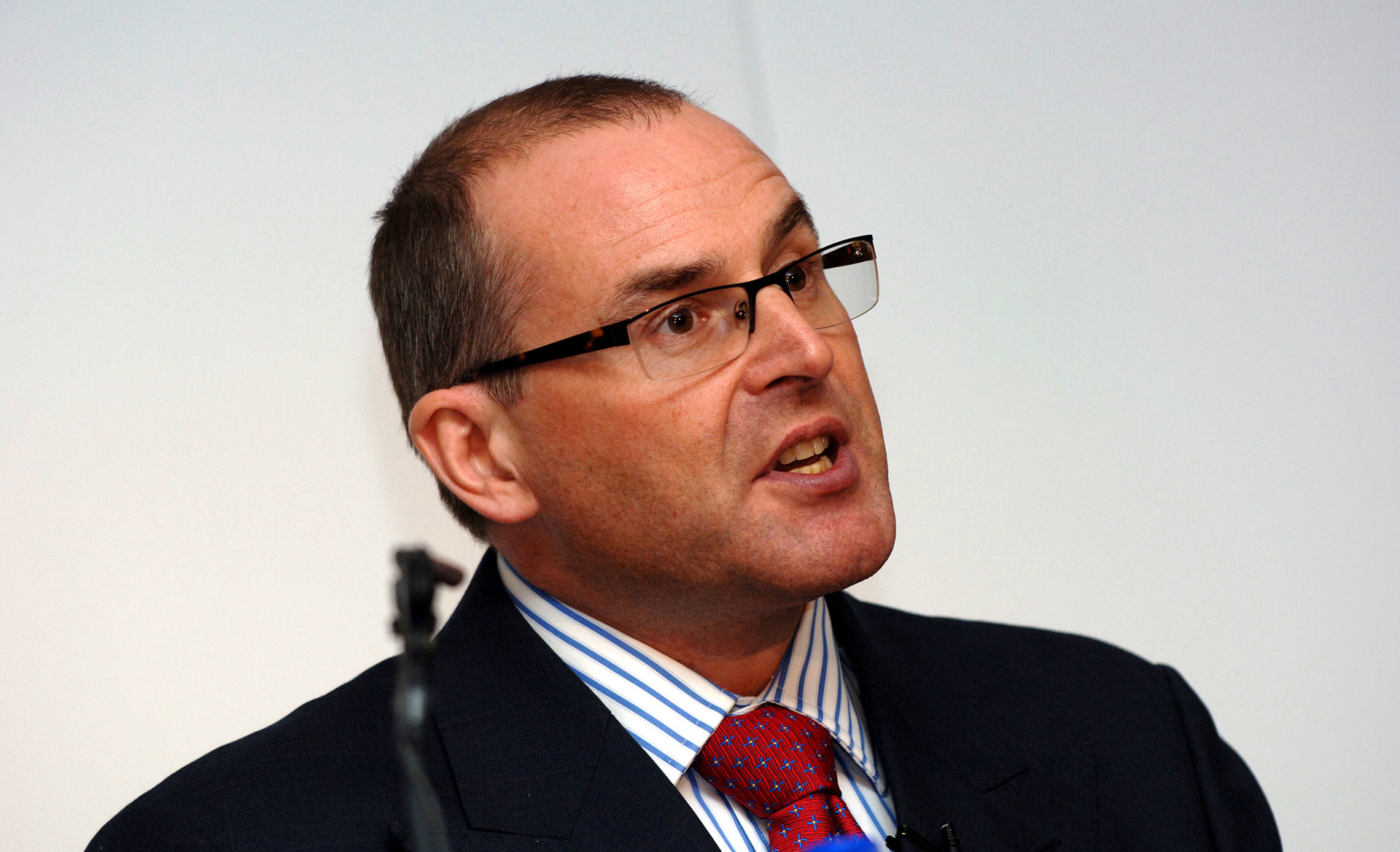 ALAN CARPENTER - AUTOMOTIVE