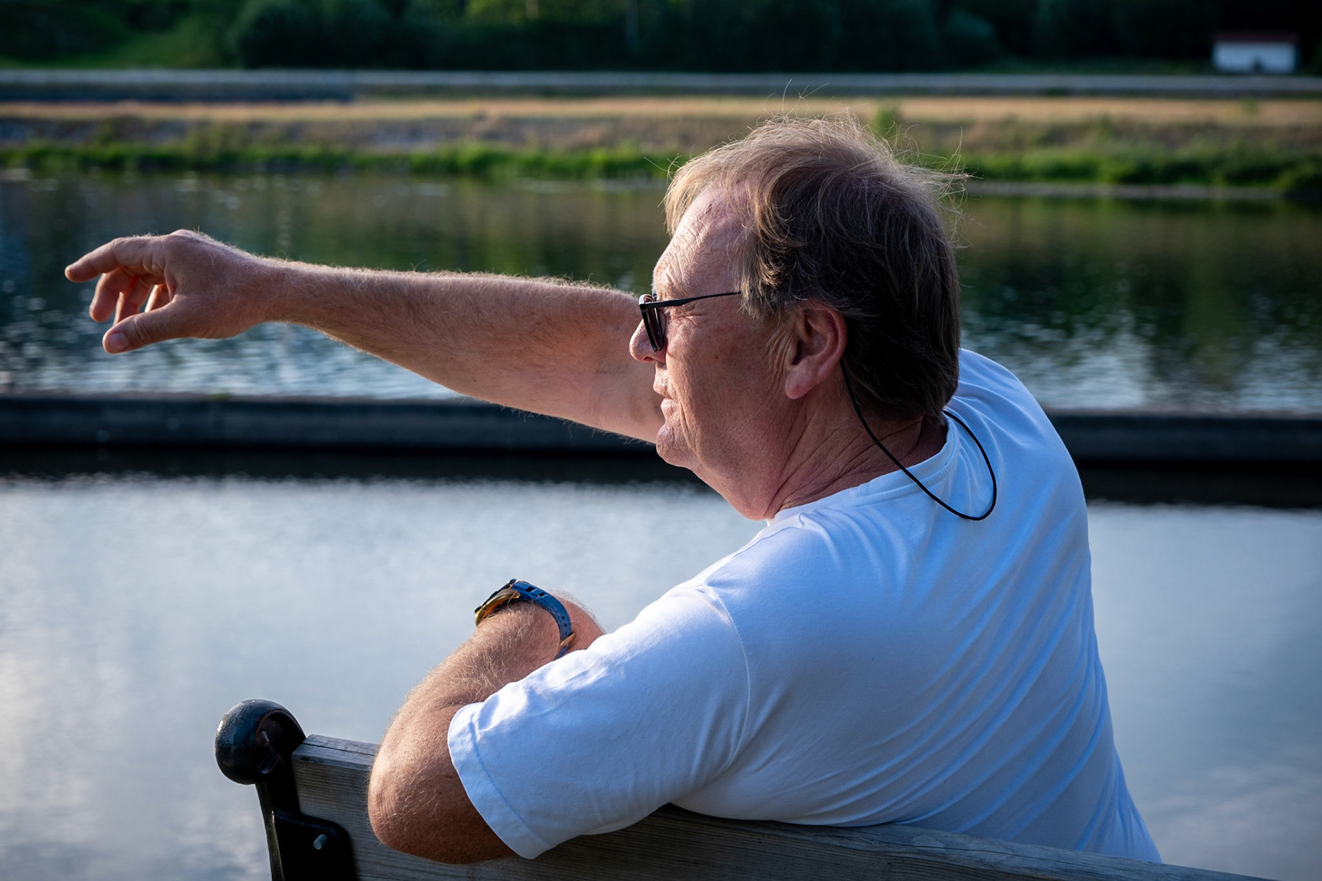 En Lørdags  ettermiddag med sang på låven til Ellen og Gunnar Ajer og deretter en tur til slusene i Lunde. Sammen med Bruno