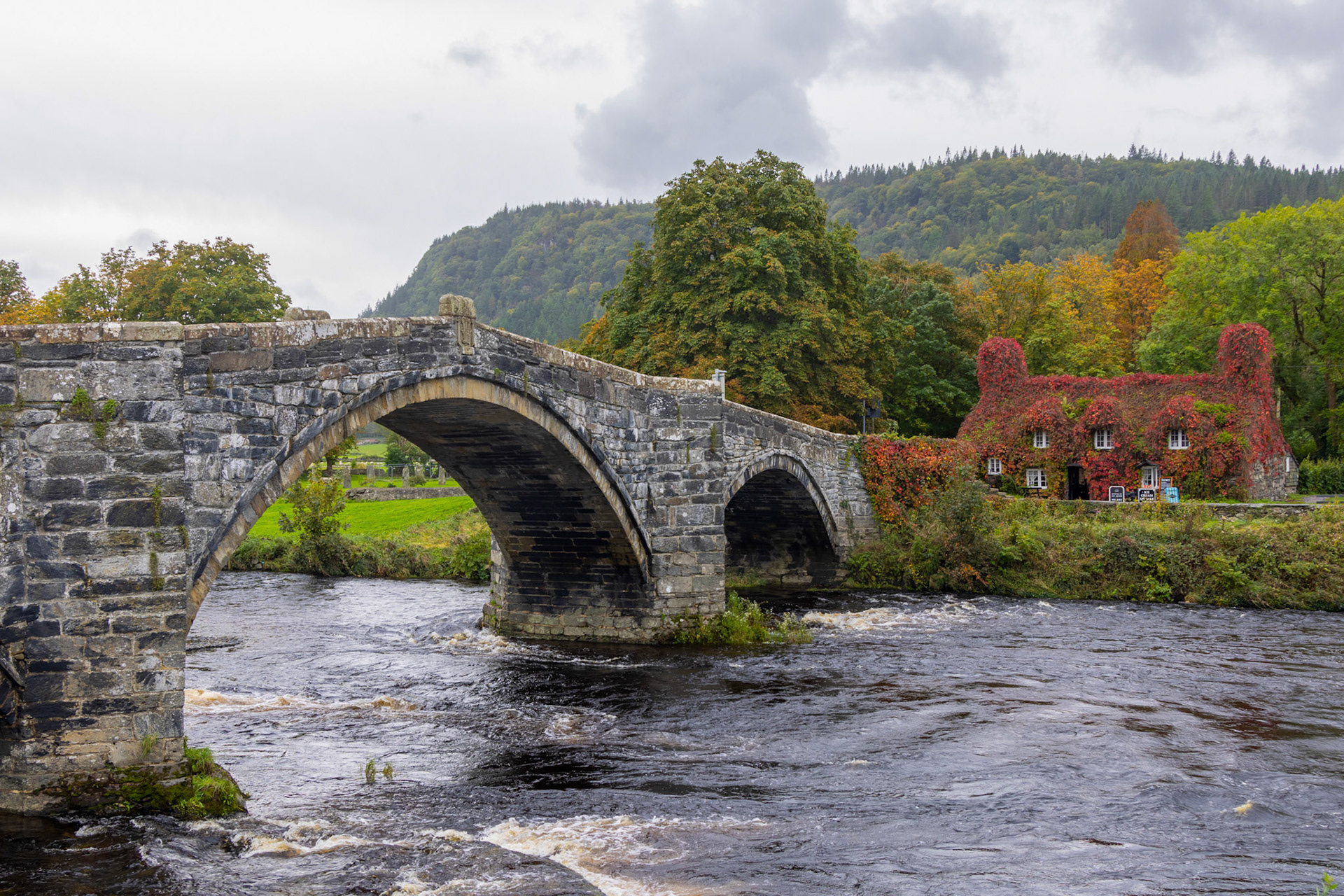 Tu Hwnt I'r Bont and the Inigo Jones Bridge in Llanrwst, North Wales