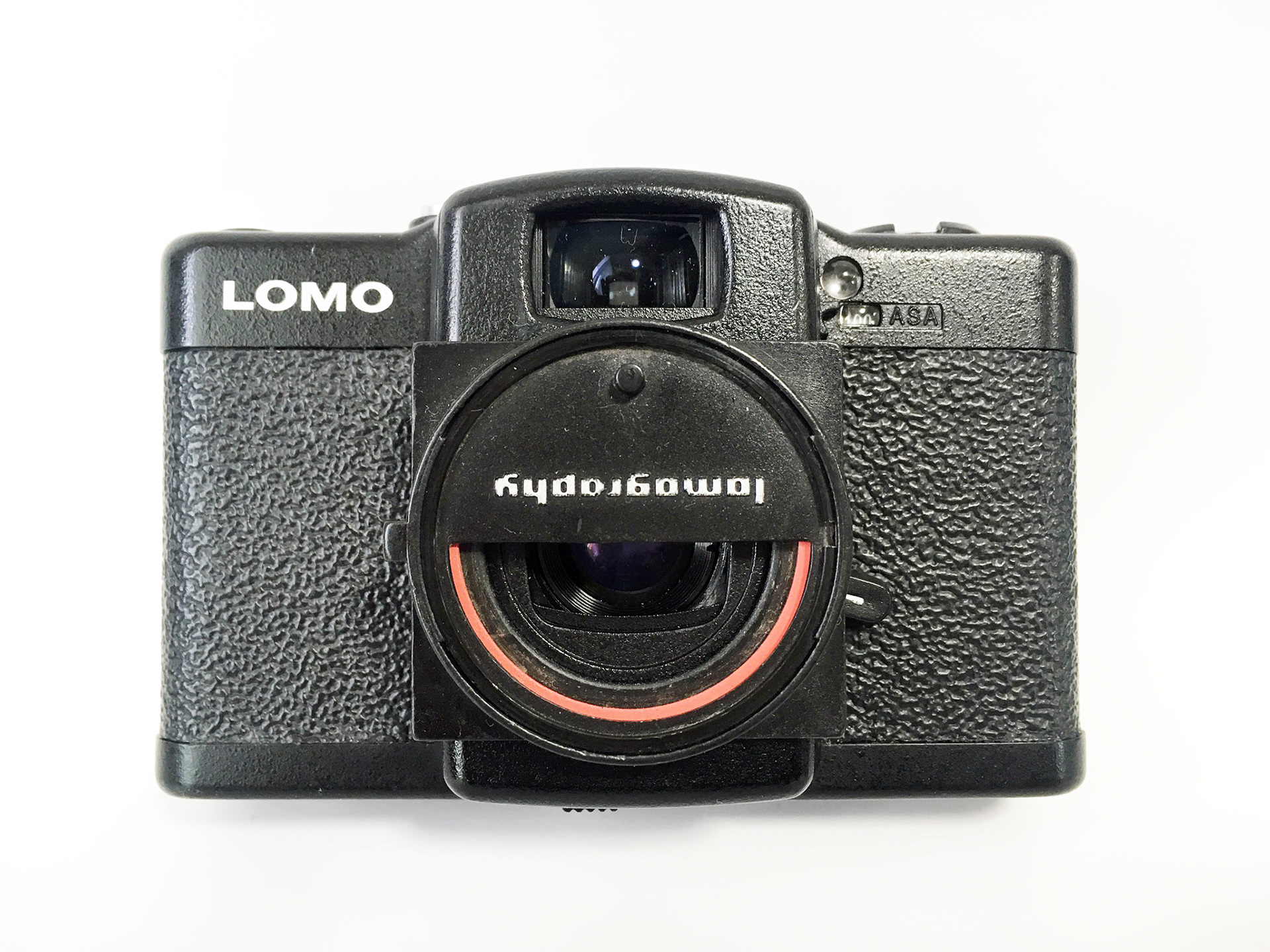 フィルムの下半分だけを日本で撮影