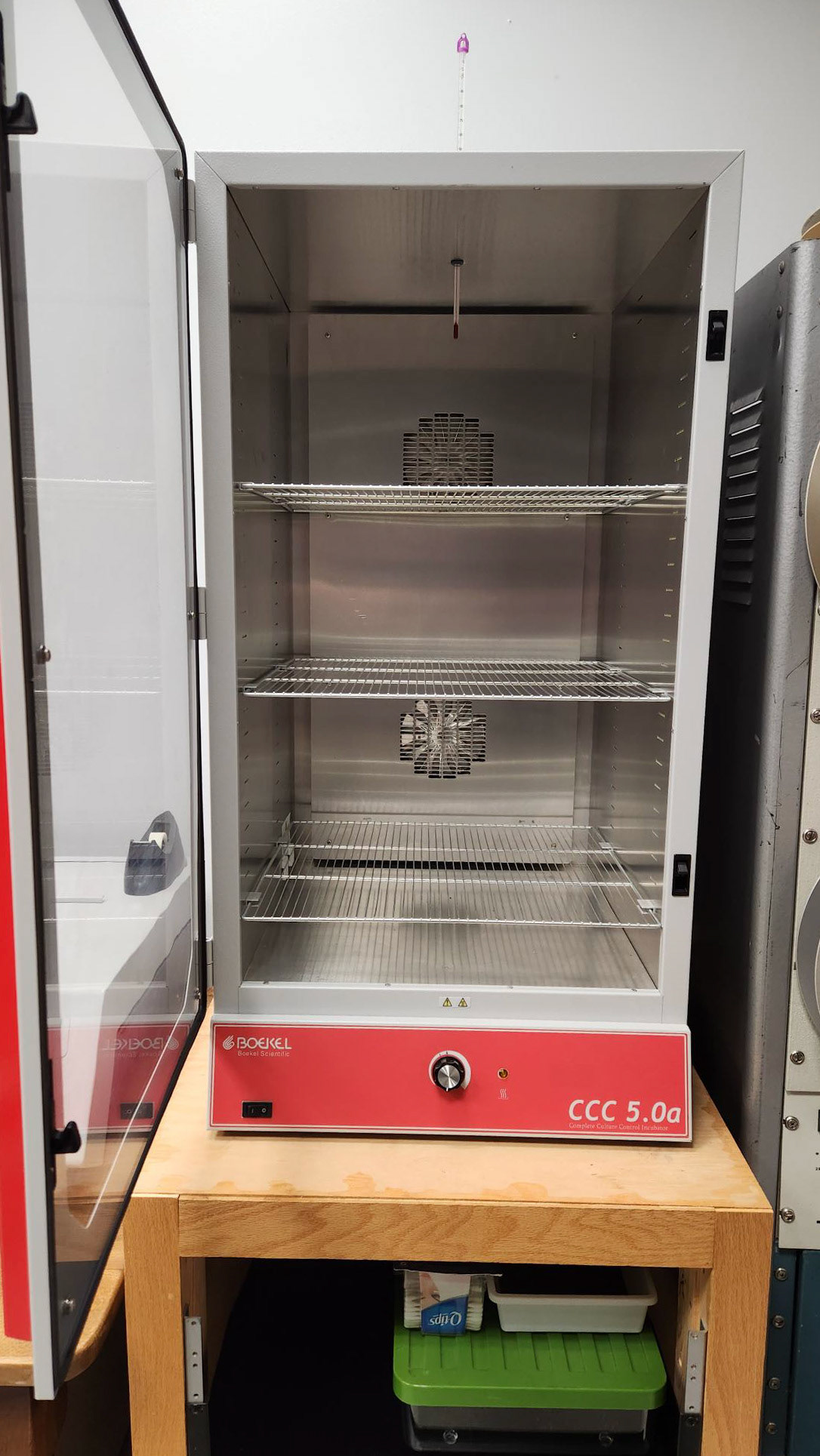incubator