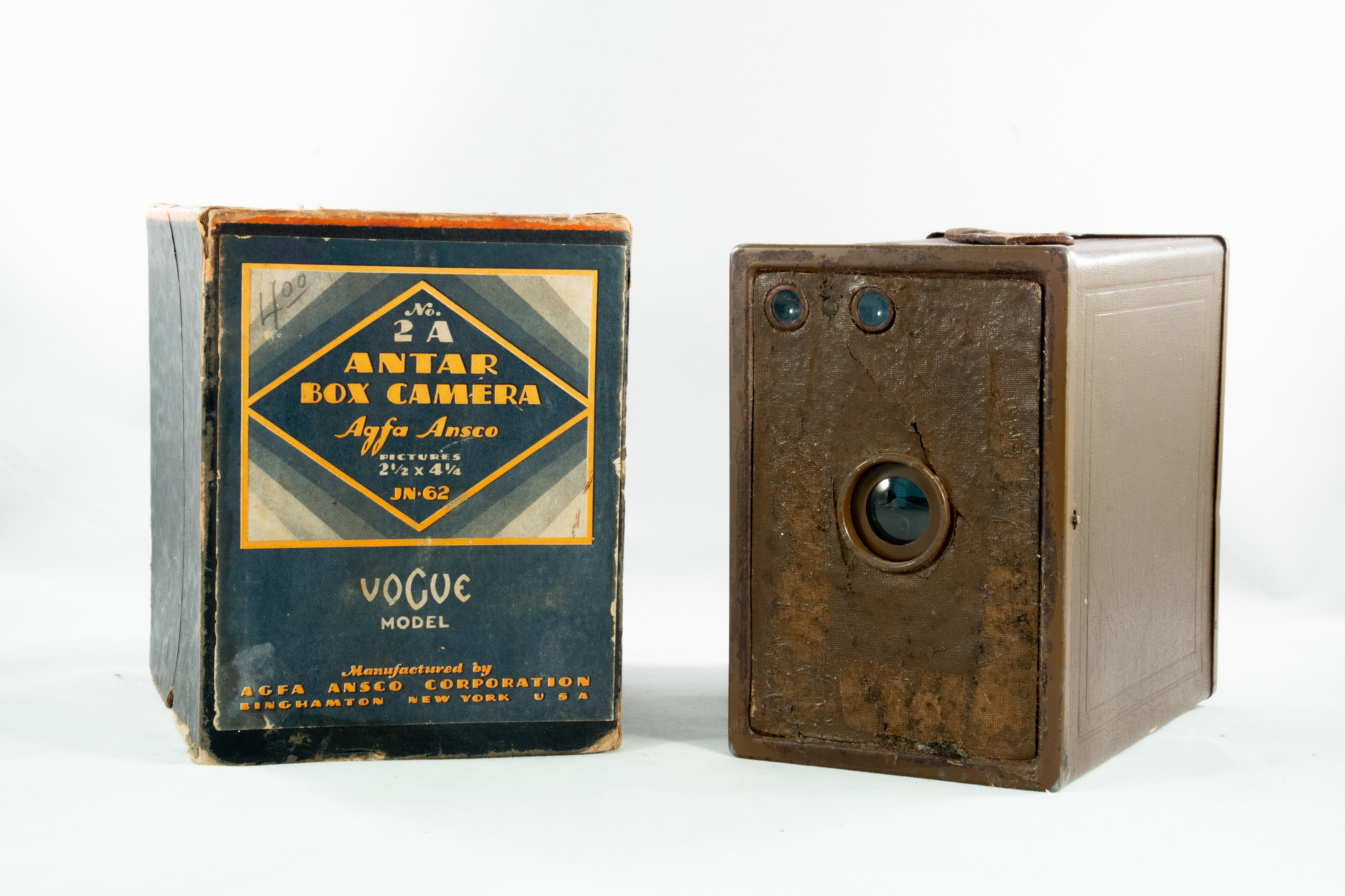 1924 - Agfa Ansco Antar Box 2A Vogue
