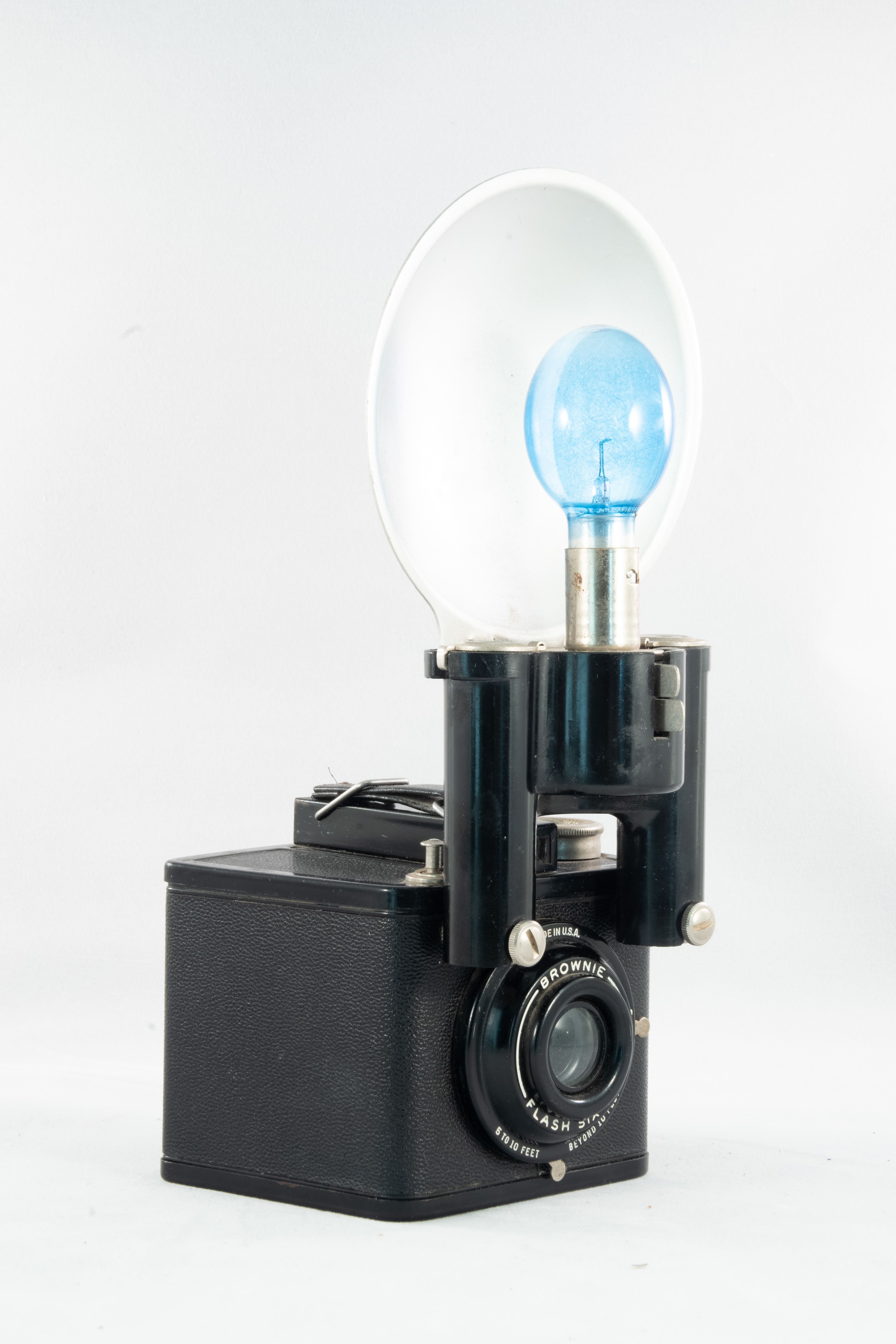 1946 - Kodak Brownie Flash Six-20