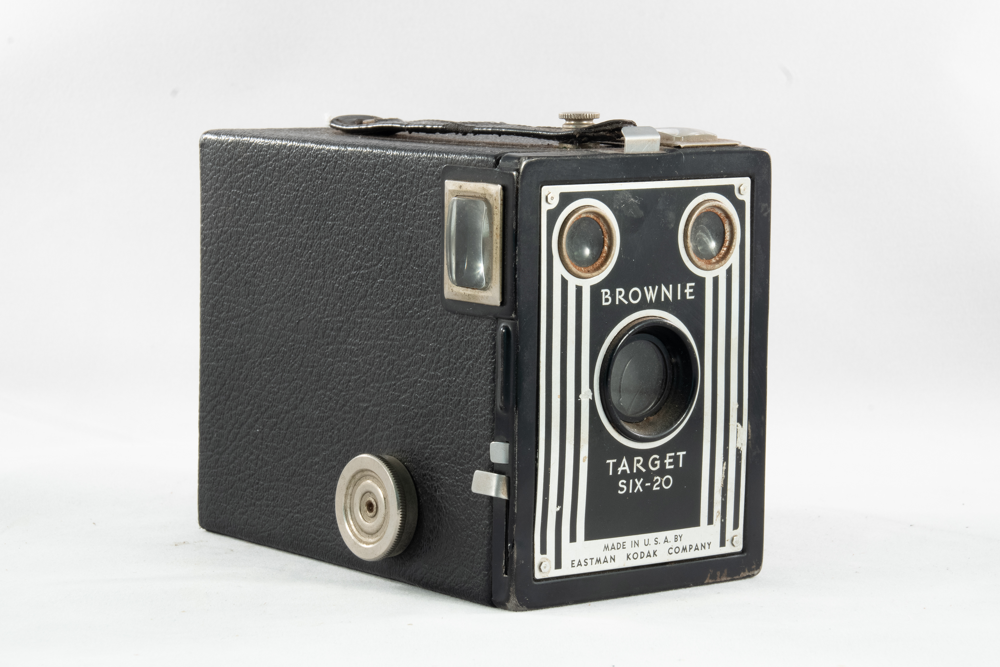 1946 - Kodak Brownie Target Six-20