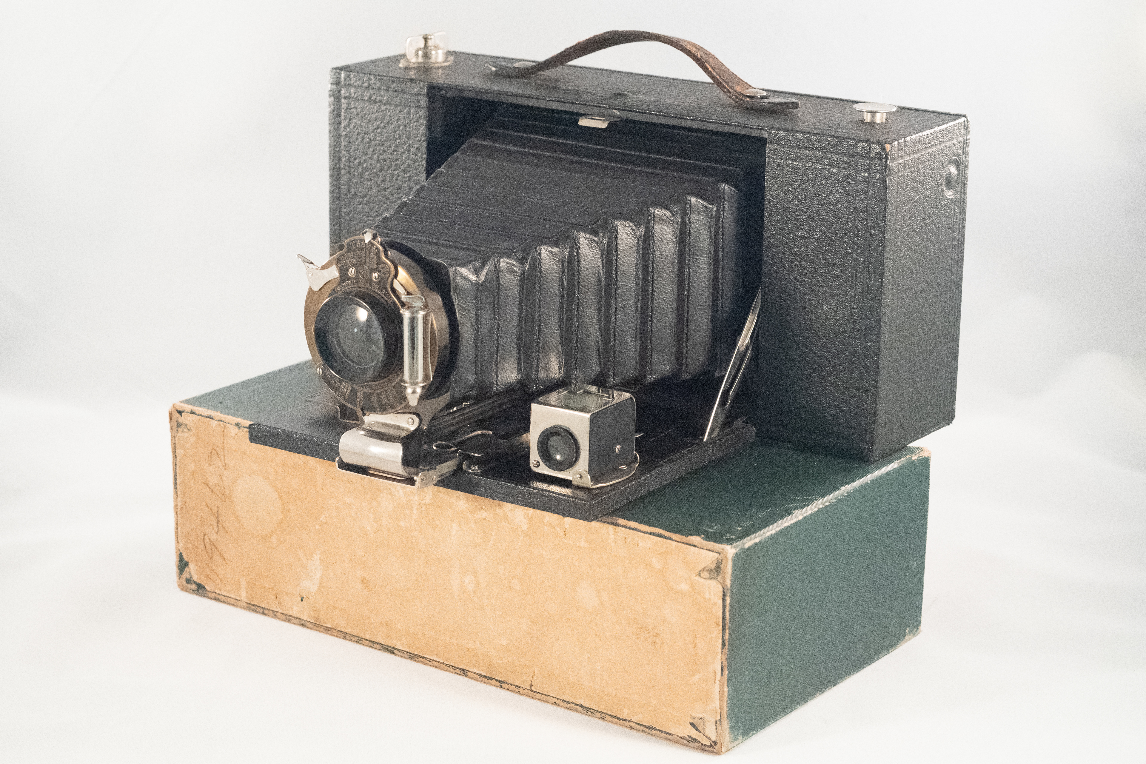 1909 - Kodak No. 3-A Folding Brownie Camera