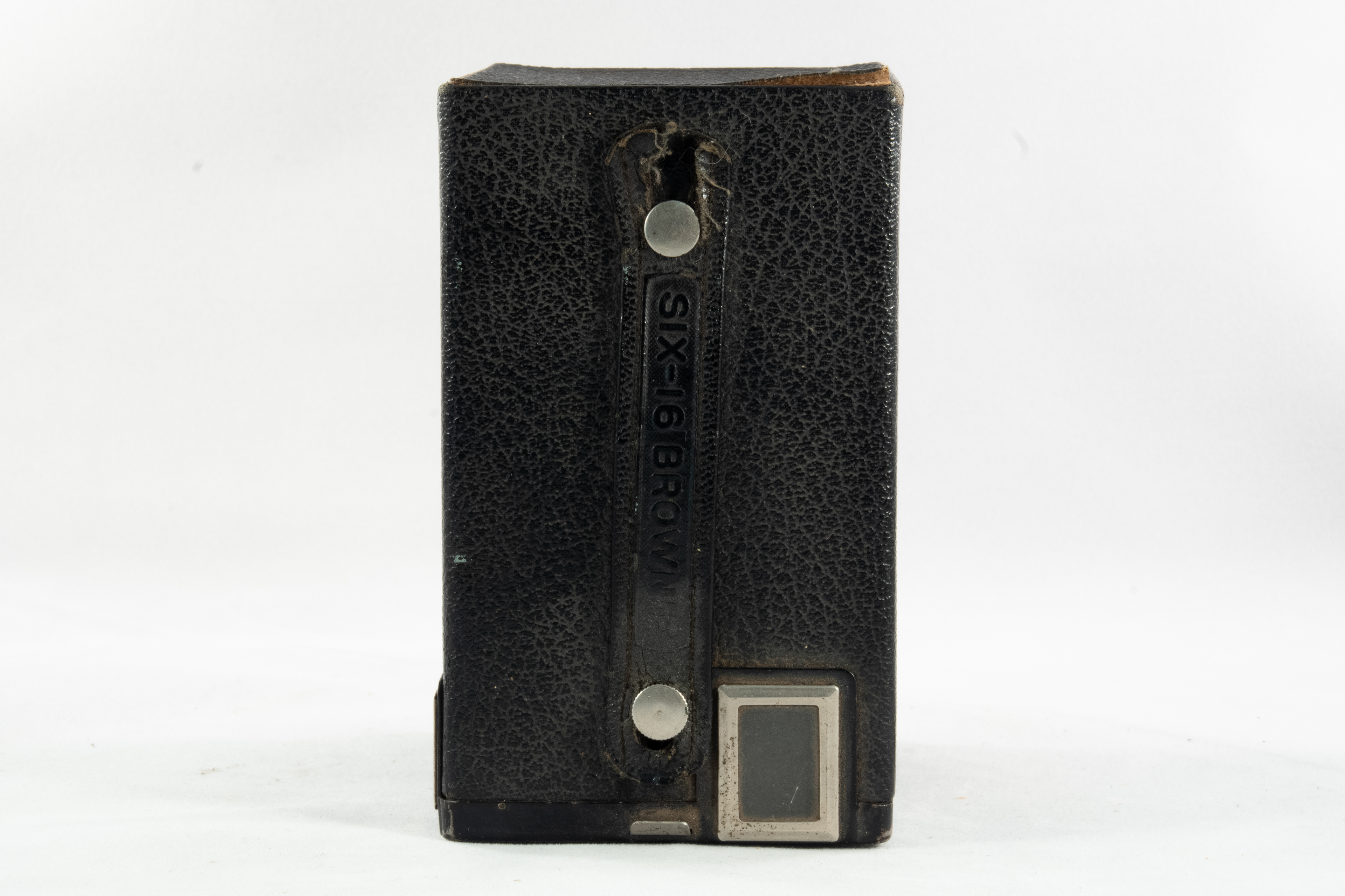 Wrong handle.  This handle is for a Six - 16.  Didn't notice until I got it home!