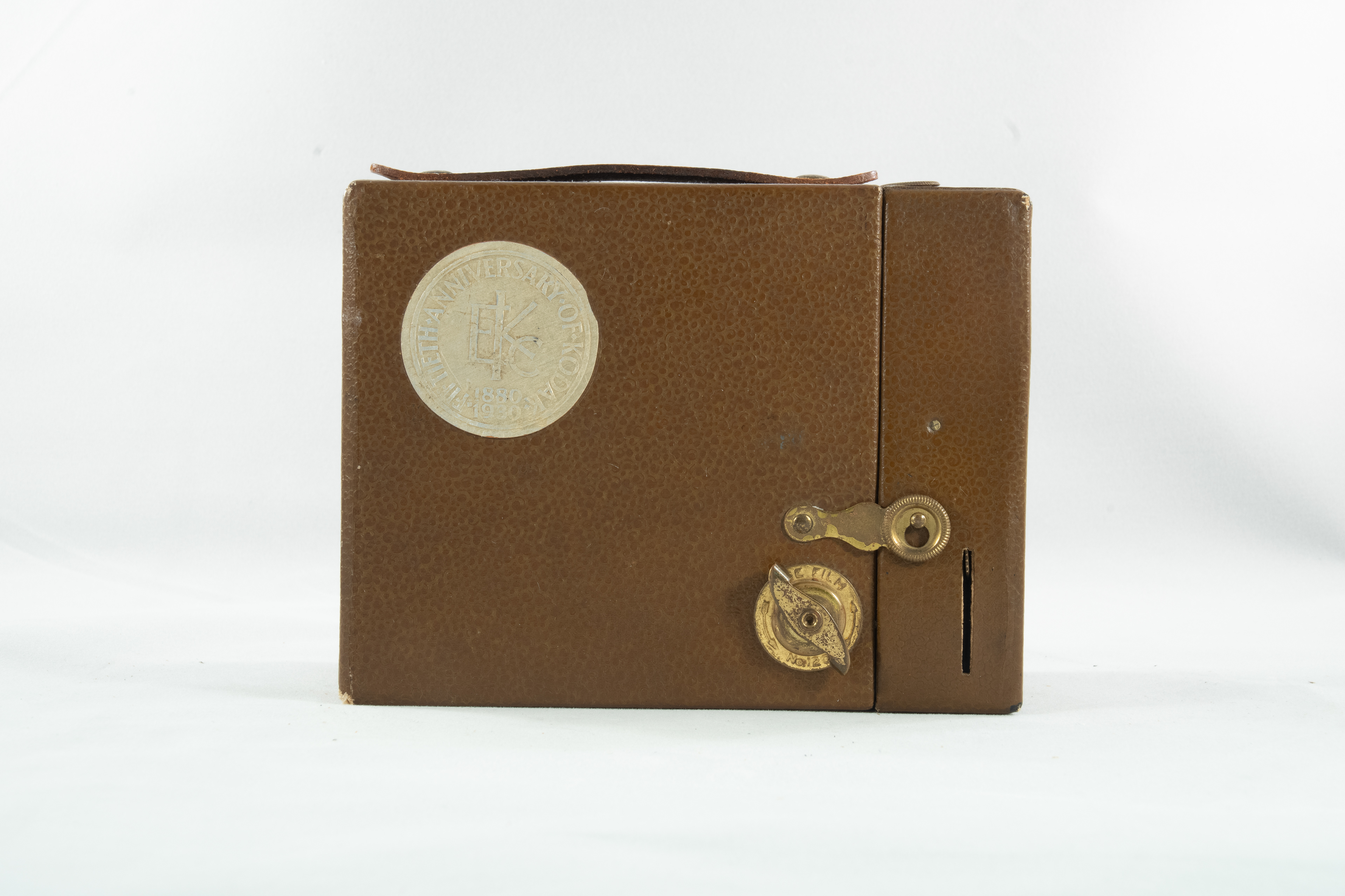 Note the seal on the side with the dates.