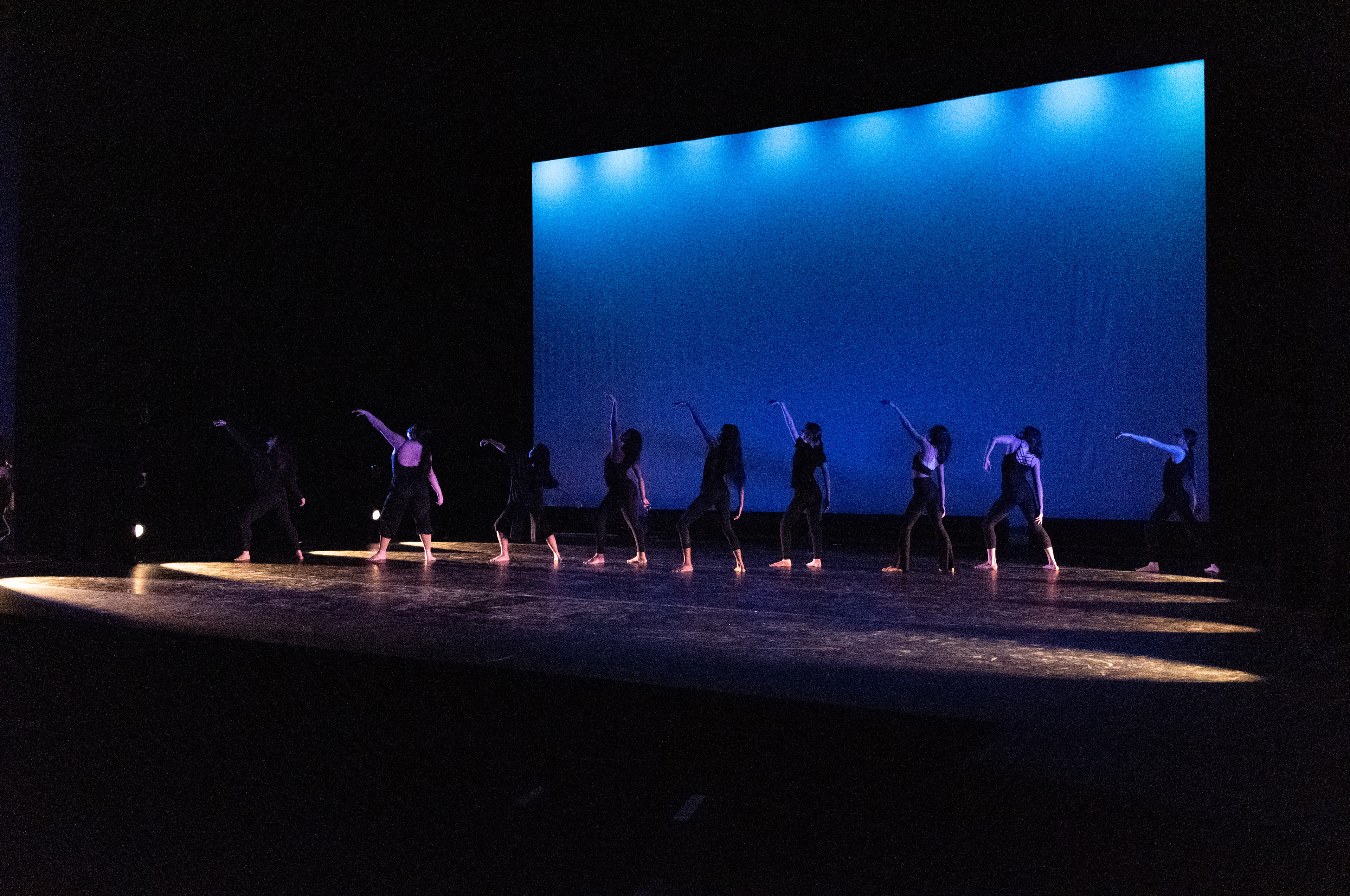 Senior Dance. Photography by Ellen Erikson.