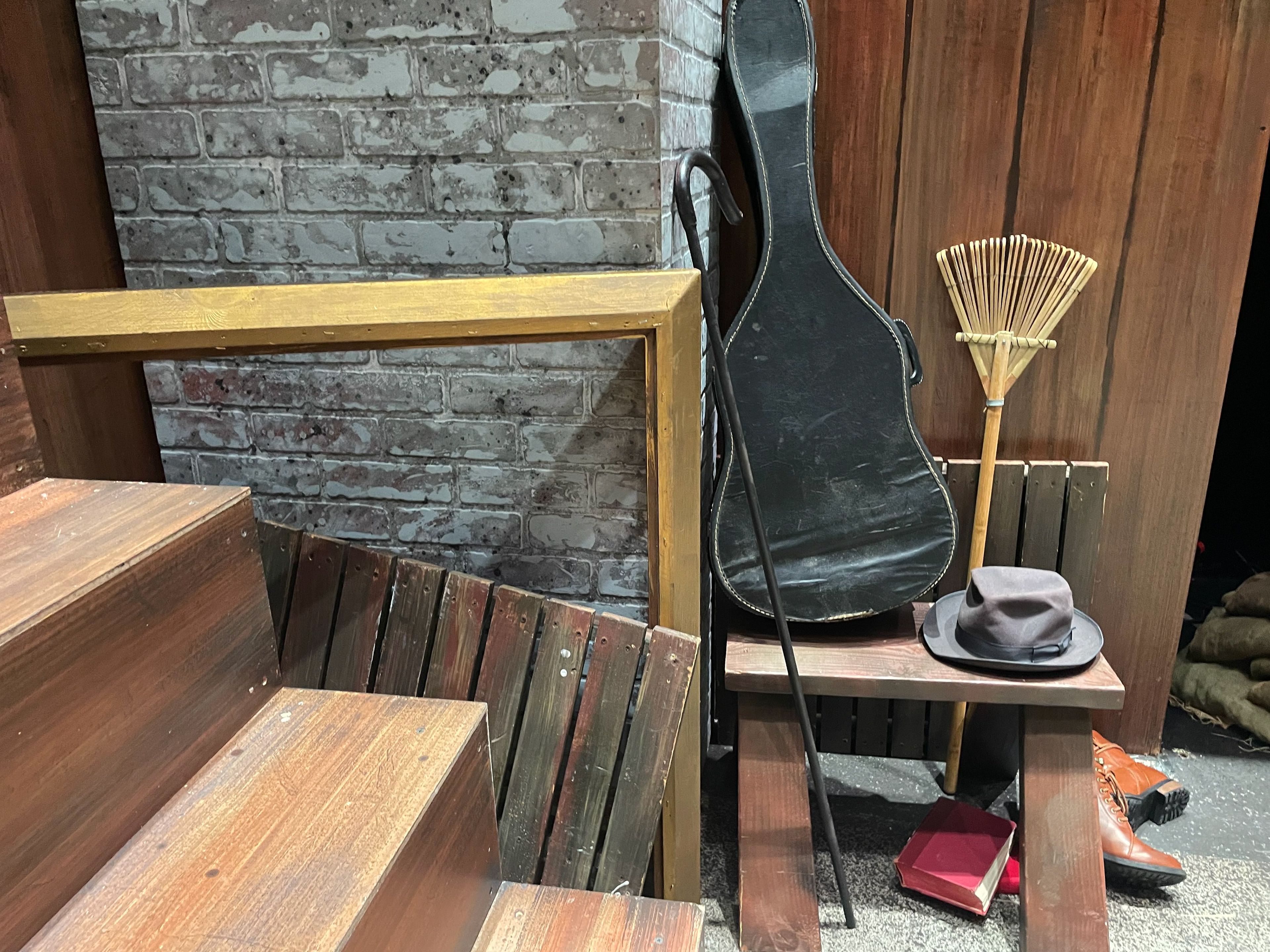 SR Set Dressing