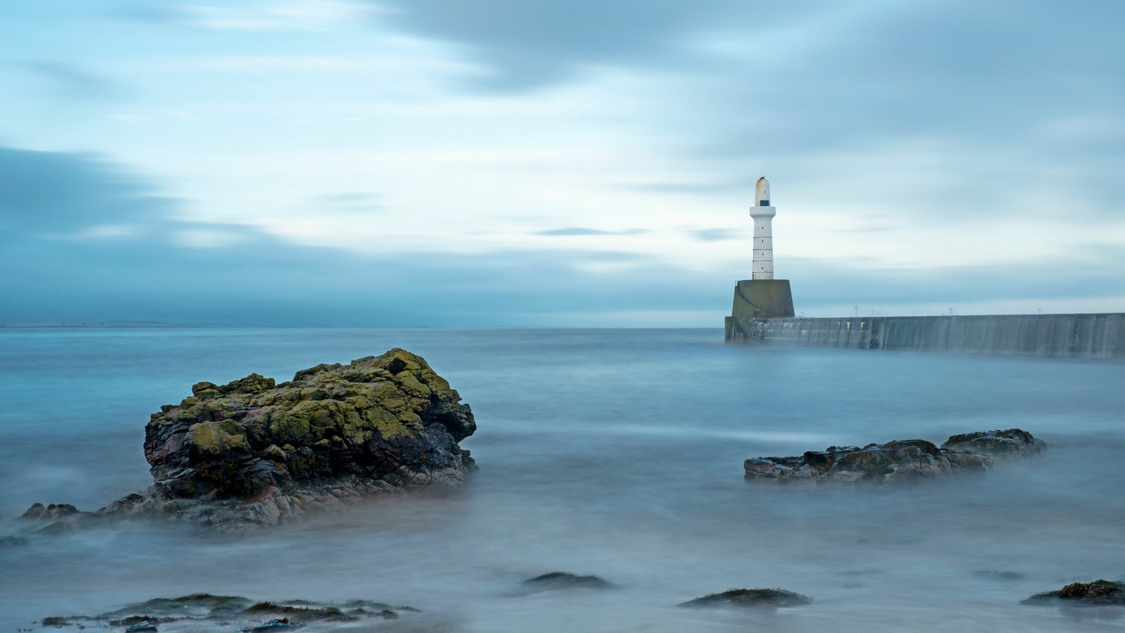 South Harbour Wall, Aberdeen