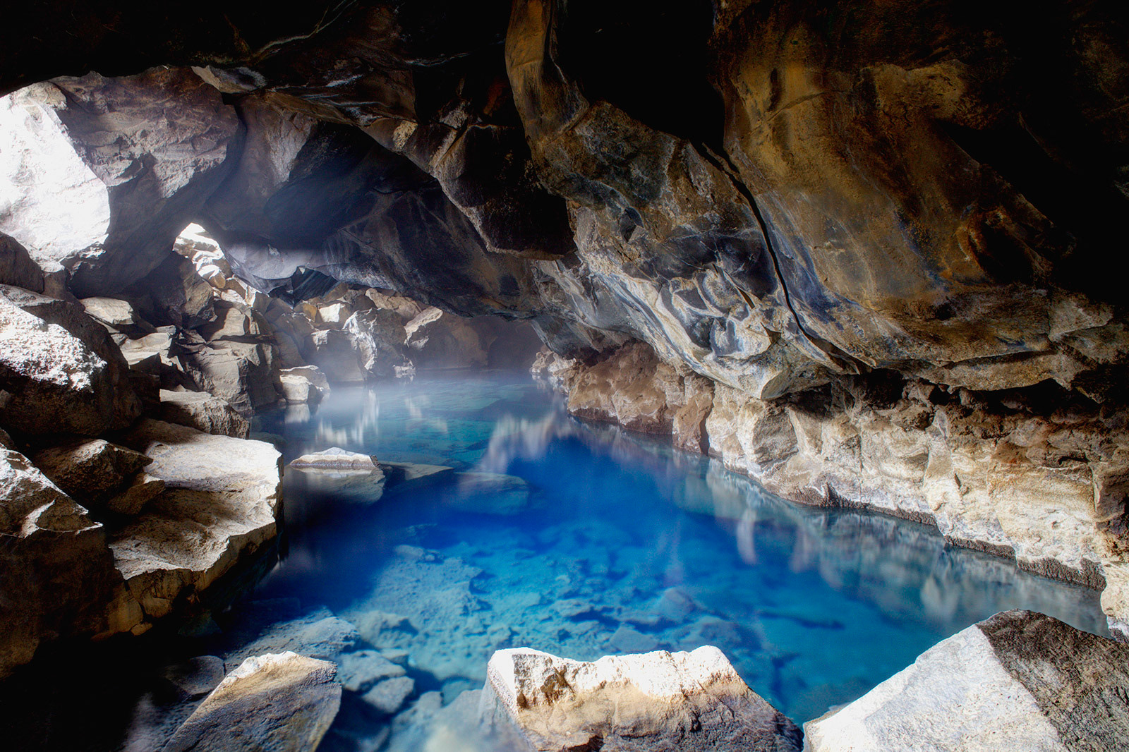 Grjótagjá, a small lava cave near lake Mývatn