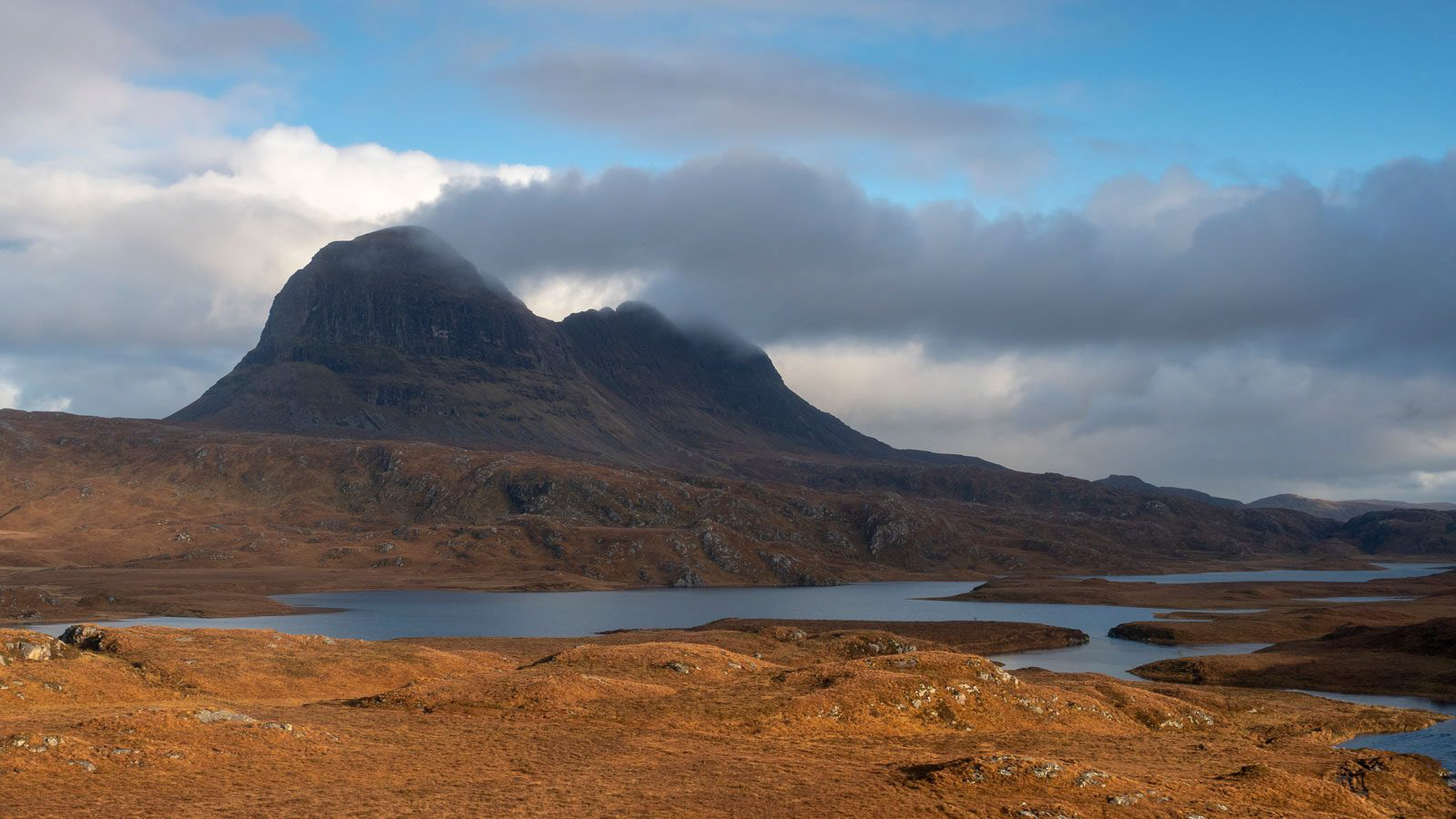 Clouds on Suilven