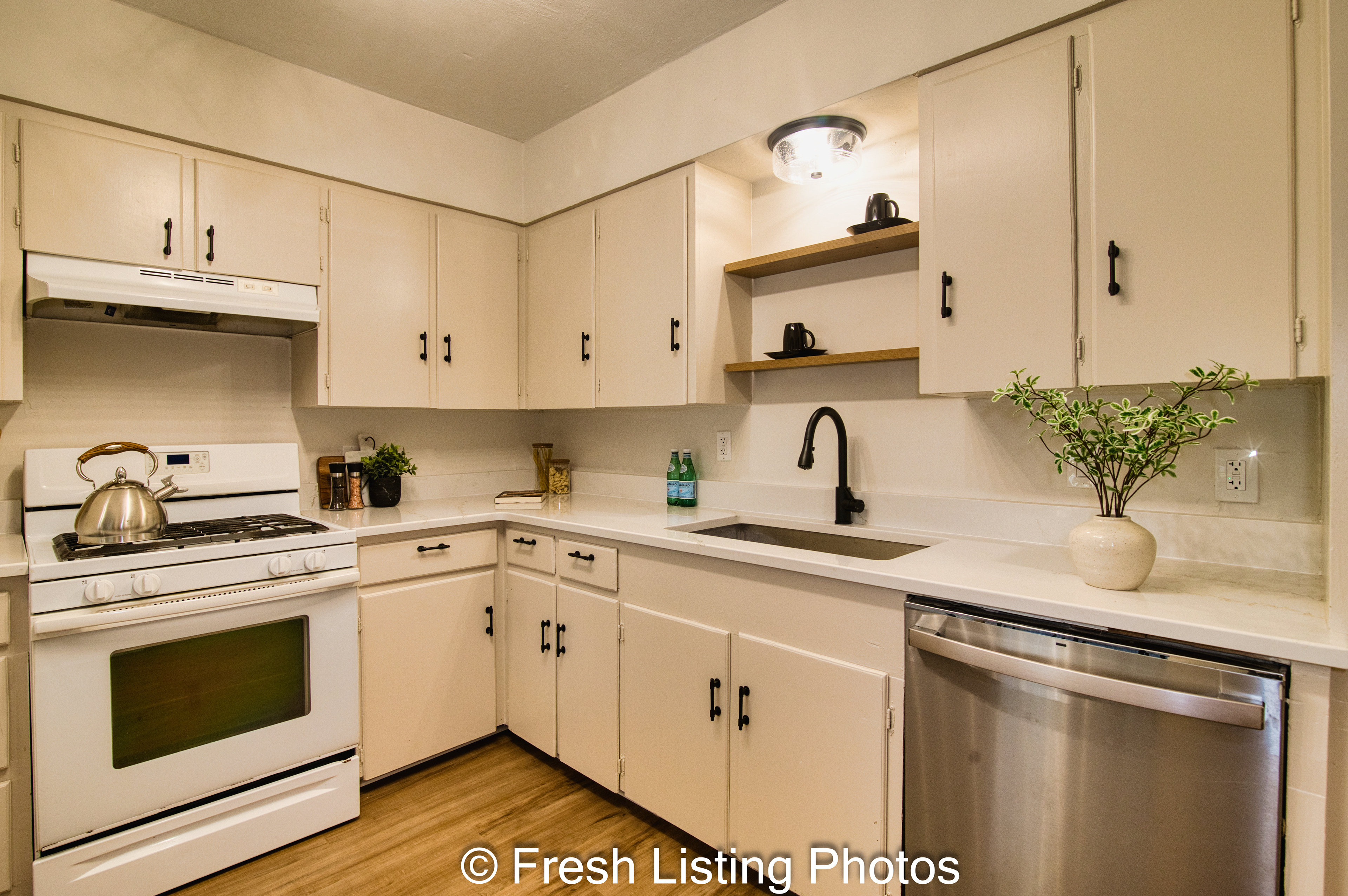 Kitchen with sink view