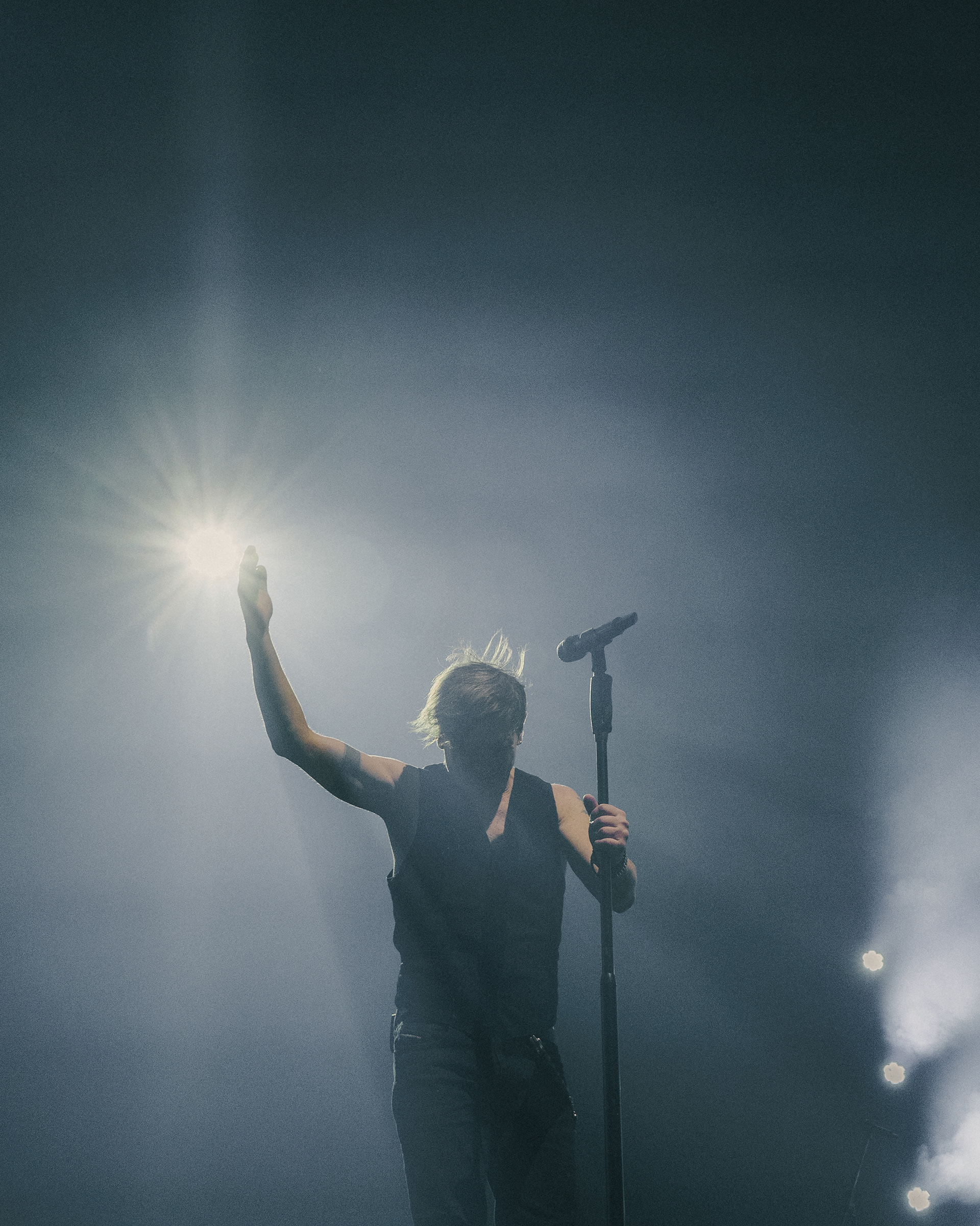 Концерт группы Би-2 в Варшаве, арена COS Torwar 2025.