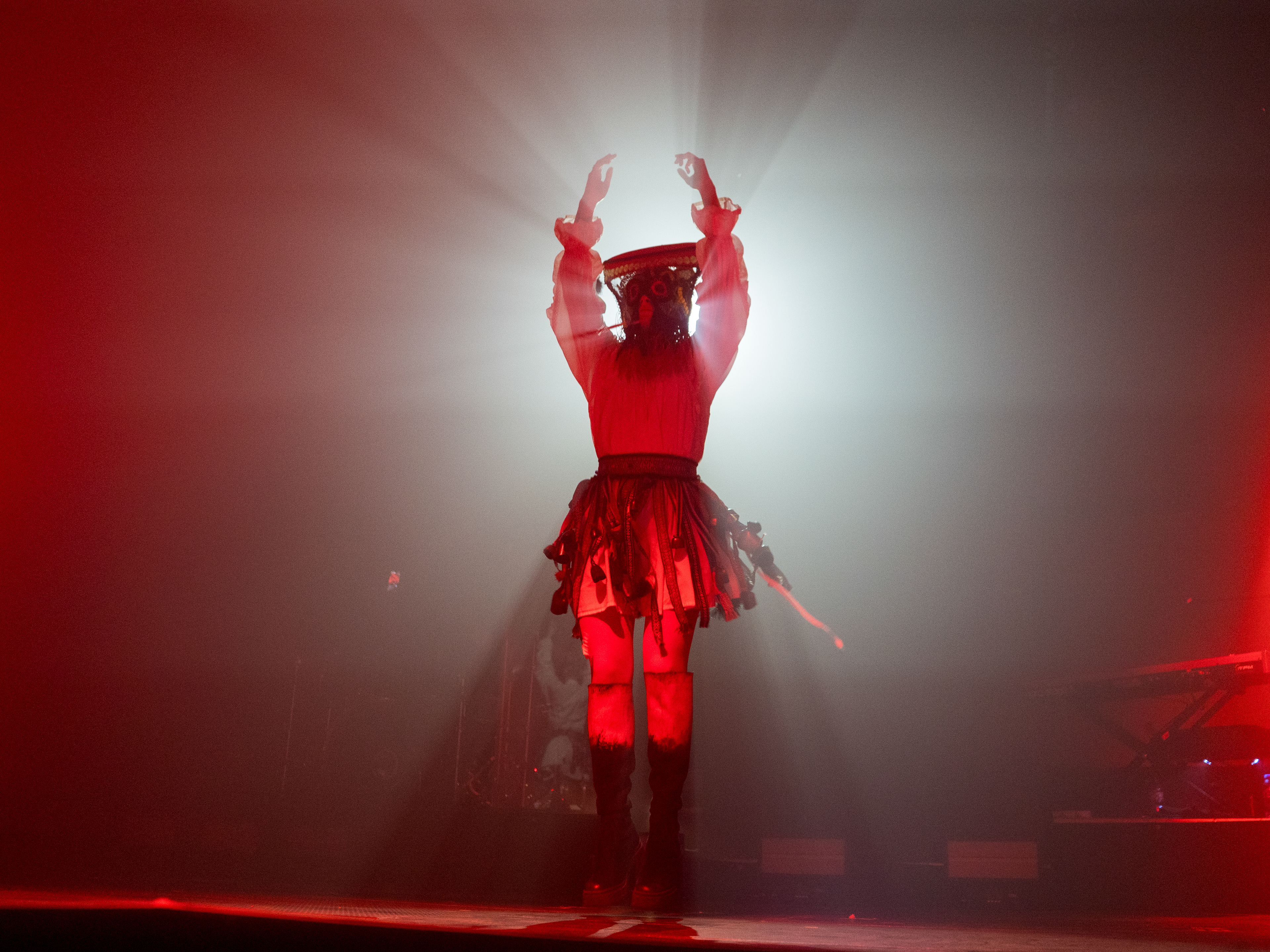 Сценический образ Монеточки на концерте в Польше, фото Yan Photon.