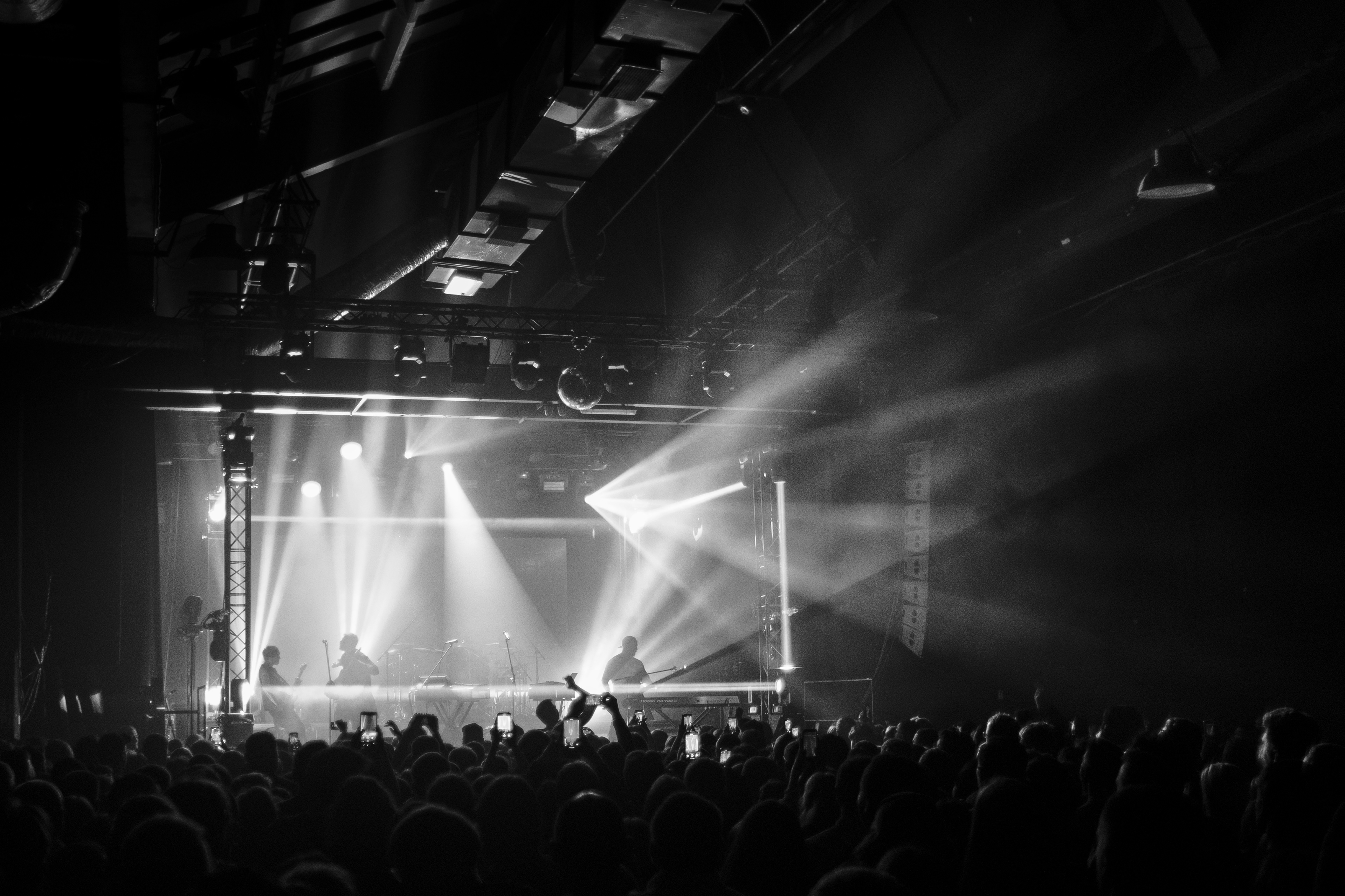 Атмосфера и свет на выступлении Noize MC в Польше