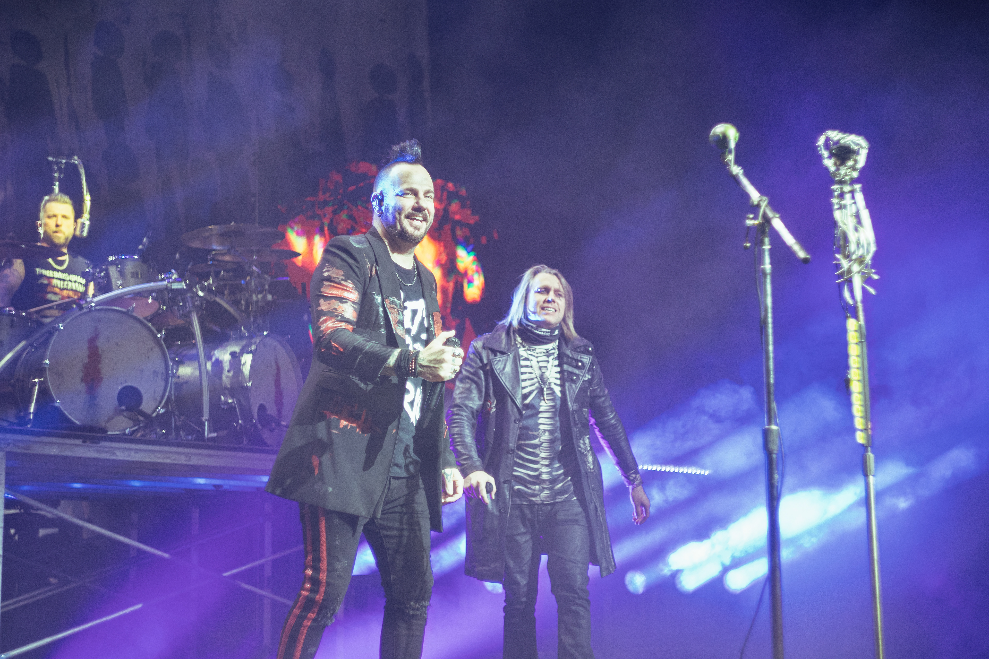 Адам Гонтье и Мэтт Уолст на сцене в Польше, фотоотчет