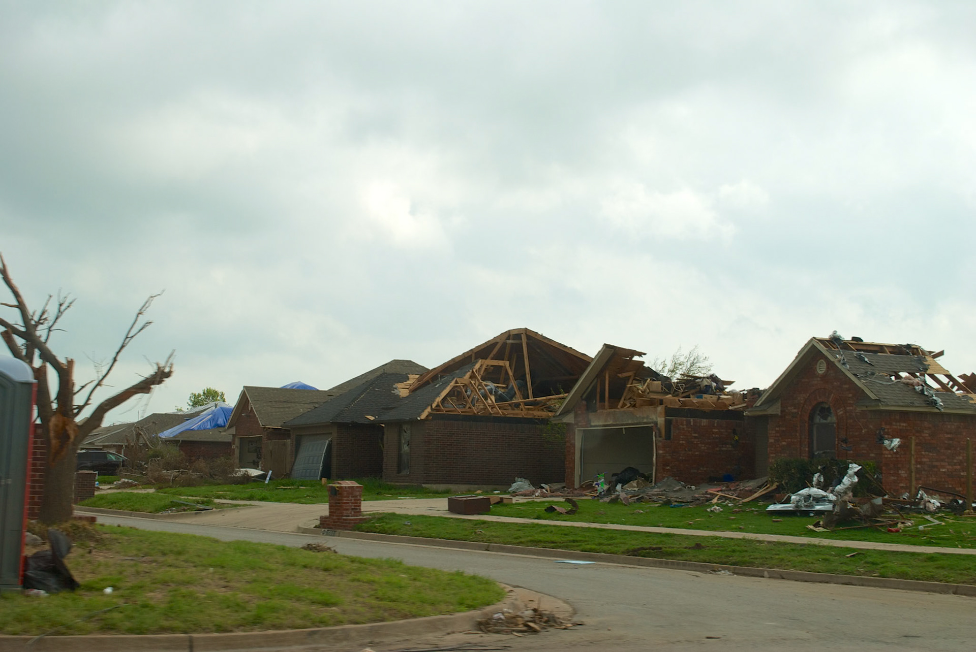 SW 19th St across from Briarwood Elementary