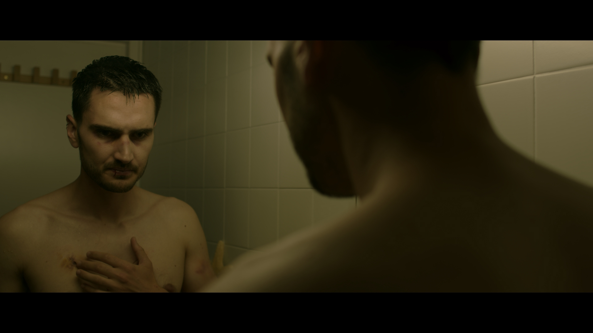 5 CENTIMETROS SHORTFILM - CAMERA OPERATOR & COLORIST