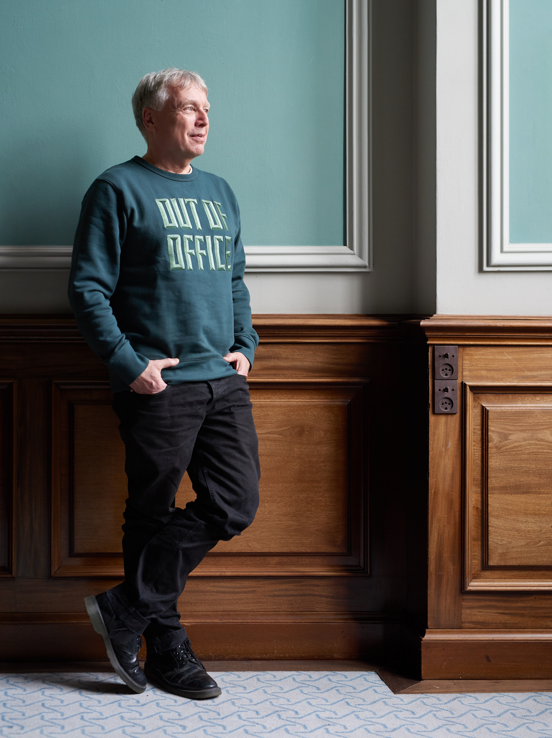 Portræt af Uffe Elbæk. Partileder af Alternativet
