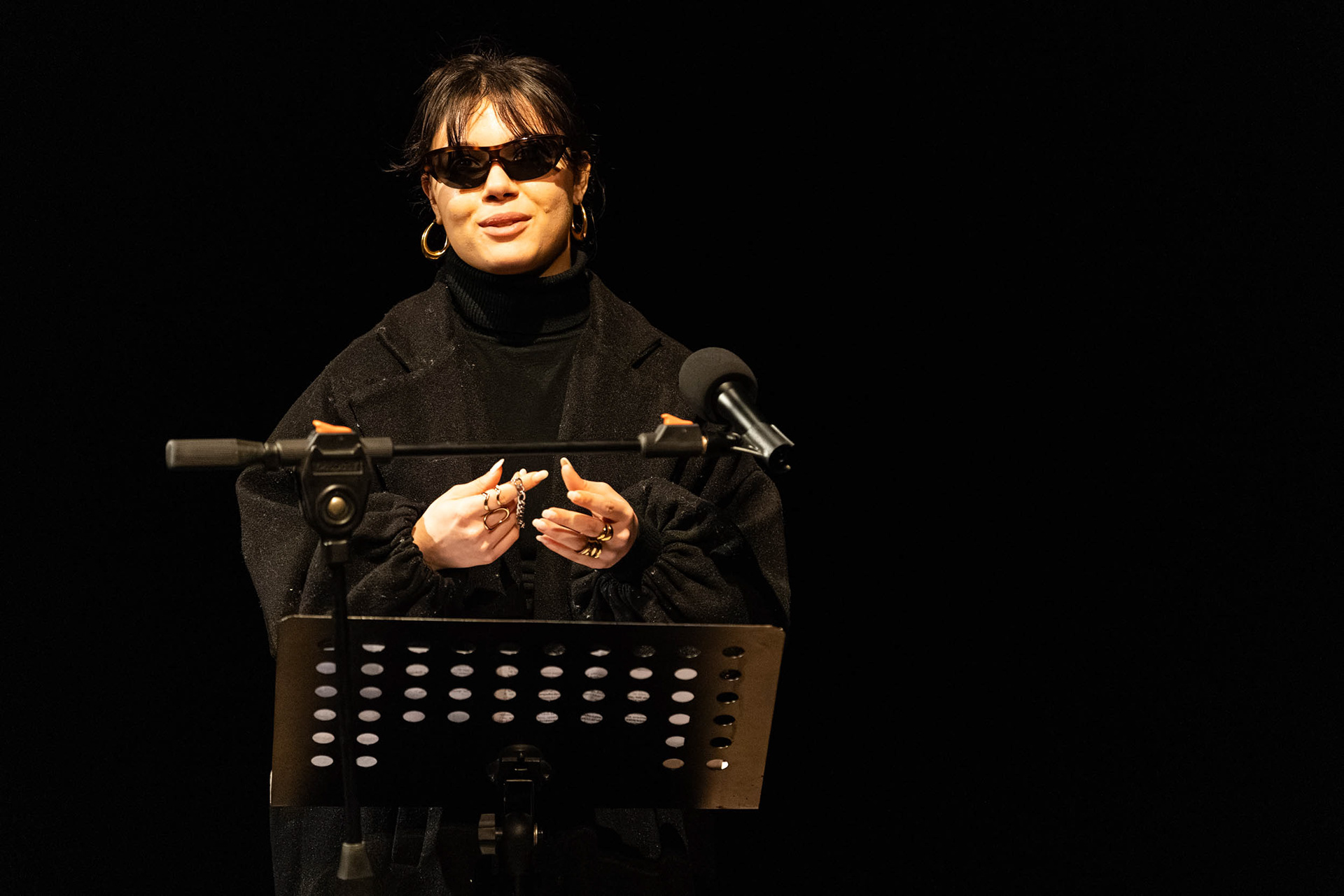 Napoli, 2026, Teatro NEST - Workshop di recitazione a cura di Ciro Esposito. Nella foto un'allieva
