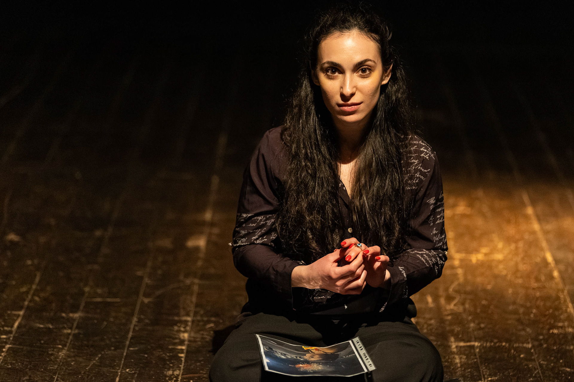 Napoli, 2026, Teatro NEST - Workshop di recitazione a cura di Ciro Esposito. Nella foto un'allieva