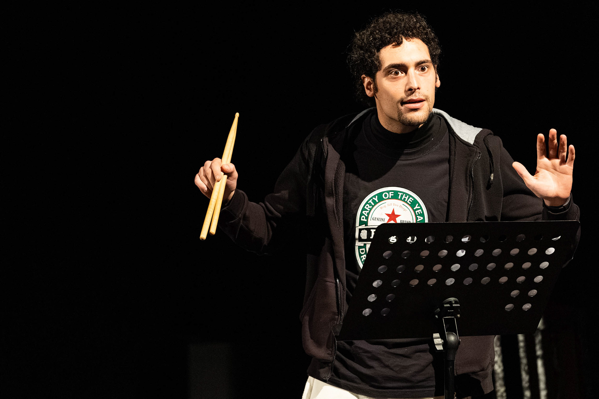 Napoli, 2026, Teatro NEST - Workshop di recitazione a cura di Ciro Esposito. Nella foto un allievo