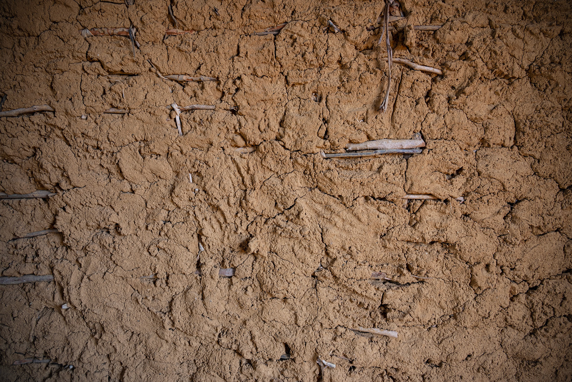 CROA, ARGILA E MADEIRA (CROA, CLAY AND WOOD). Vale do Catimbau, 2024