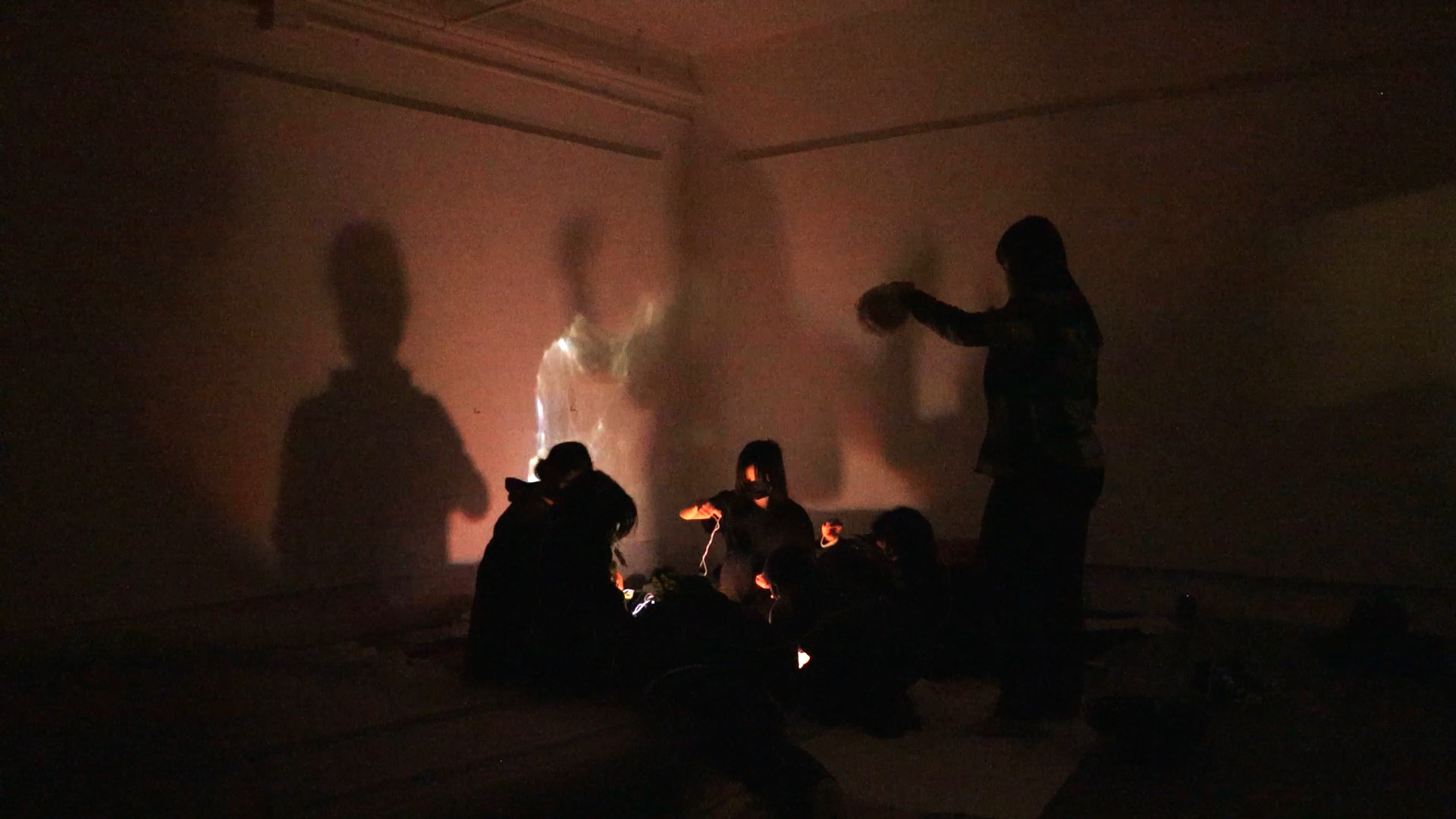 reflection of the holographic paper