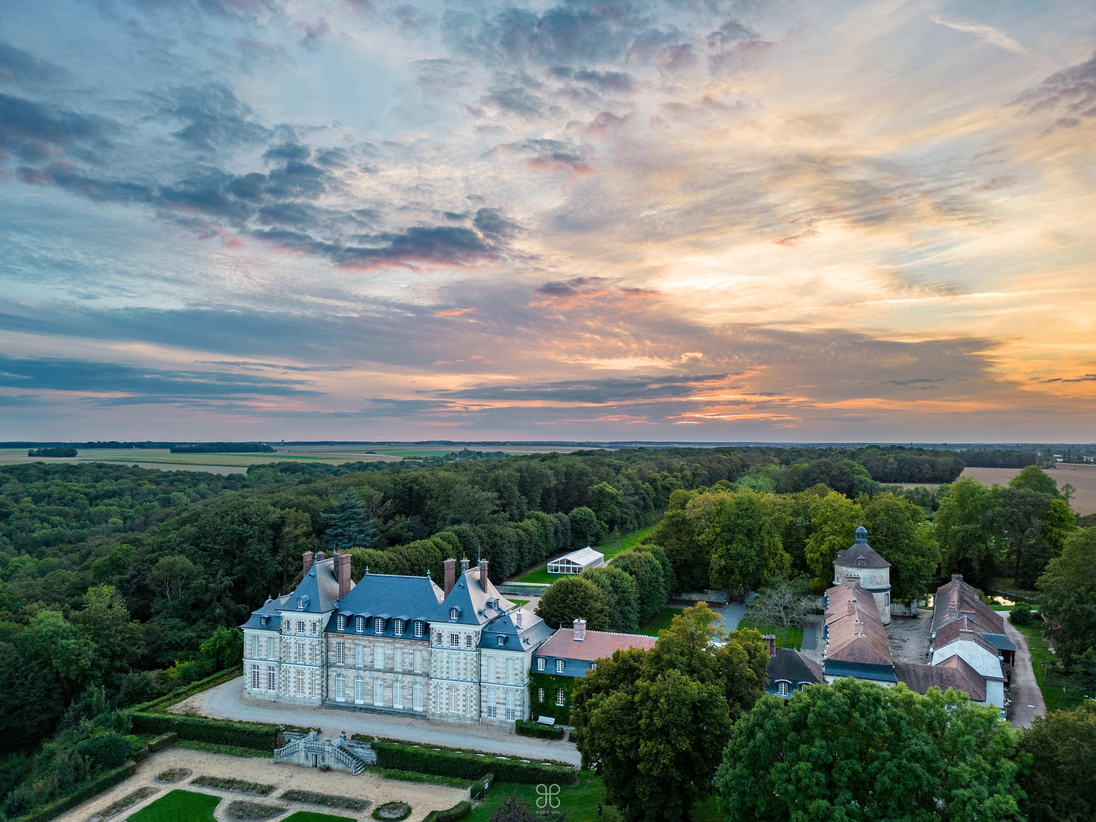 Château de SAINT-JEAN DE BEAUREGARD