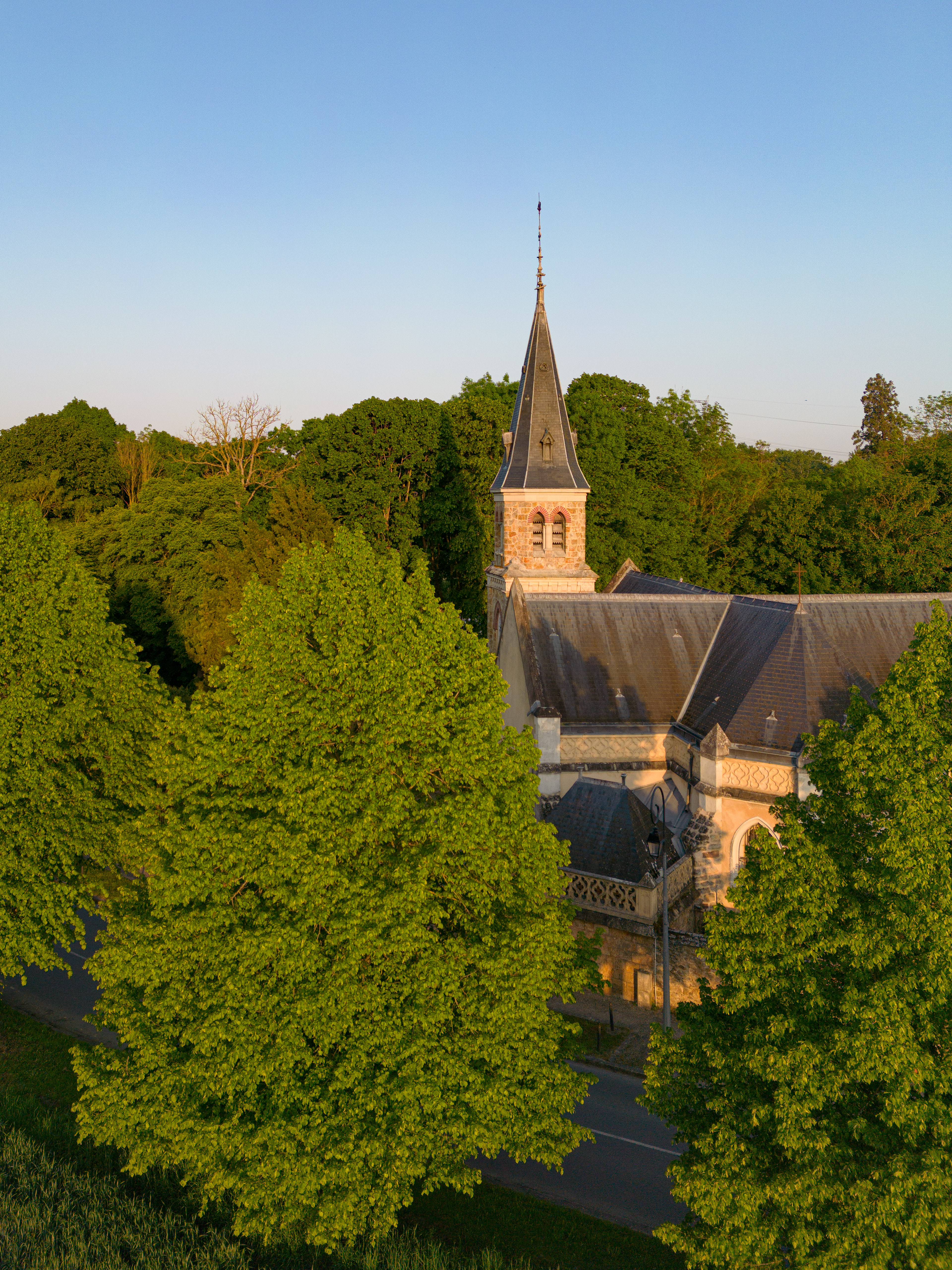 Eglise de VAUGRIGNEUSE