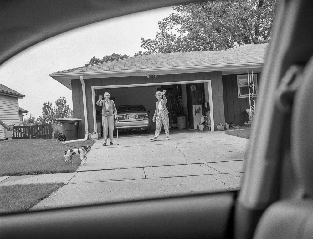 Leaving and waving, 6/2005