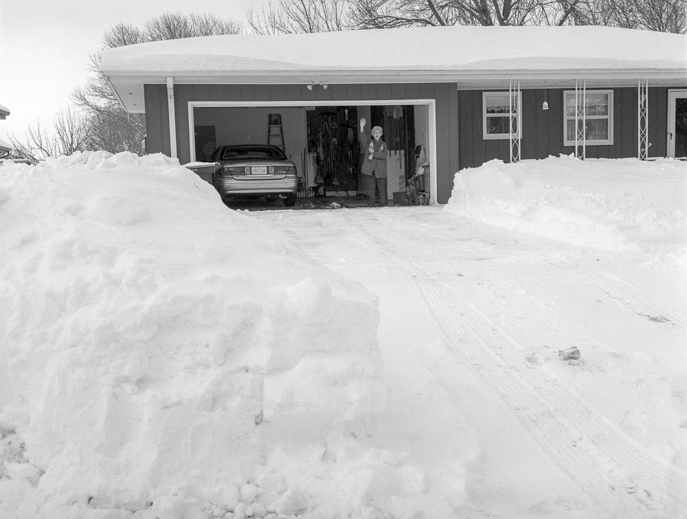 Leaving and waving, 12/2009
