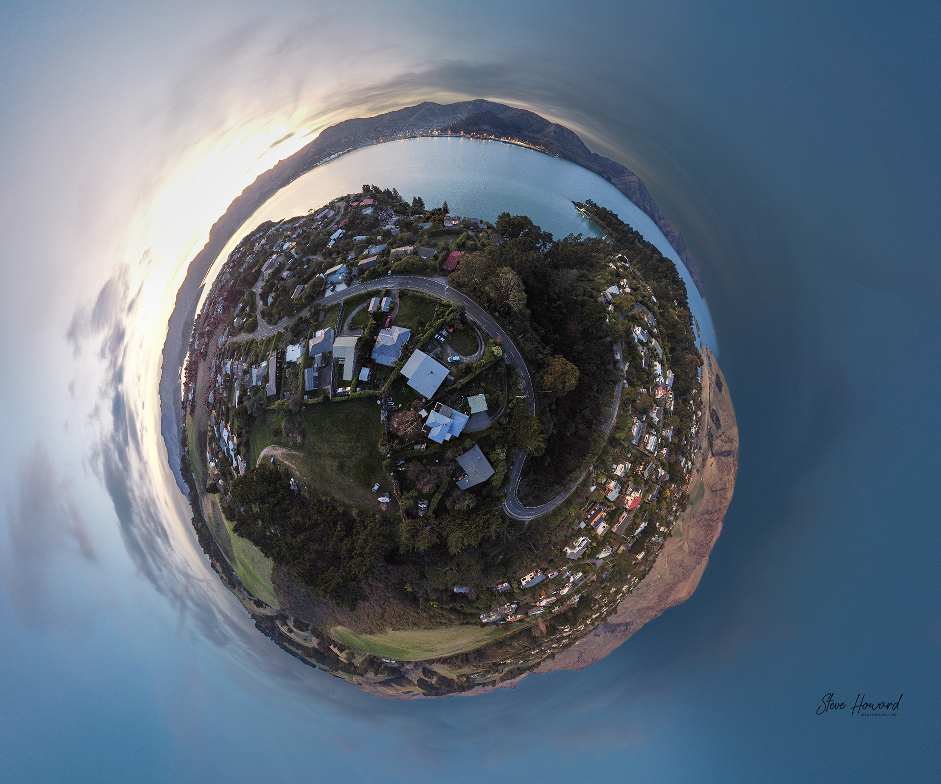 Planet Diamond Harbour Twilight