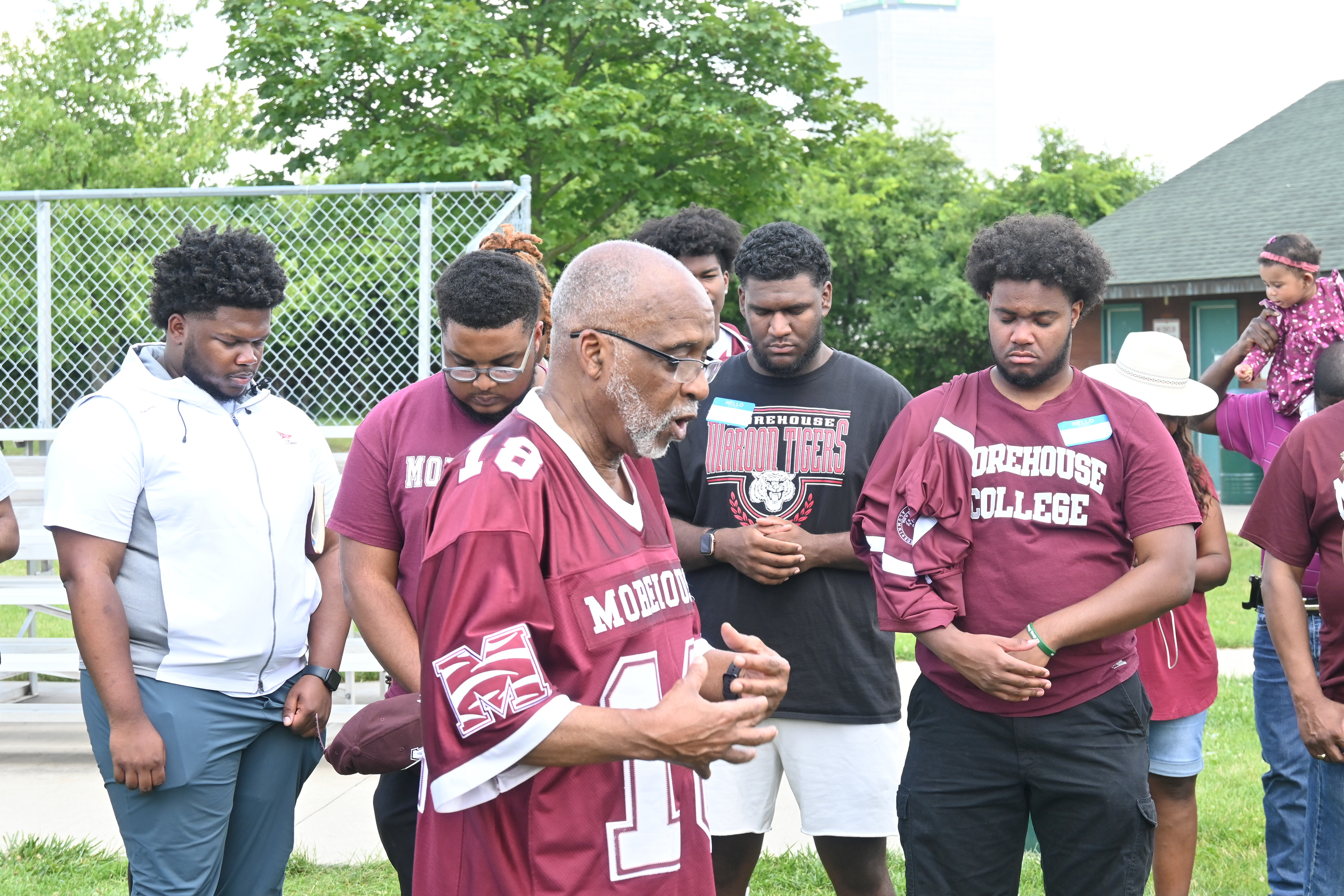 Rev Curtis Blessing the Food