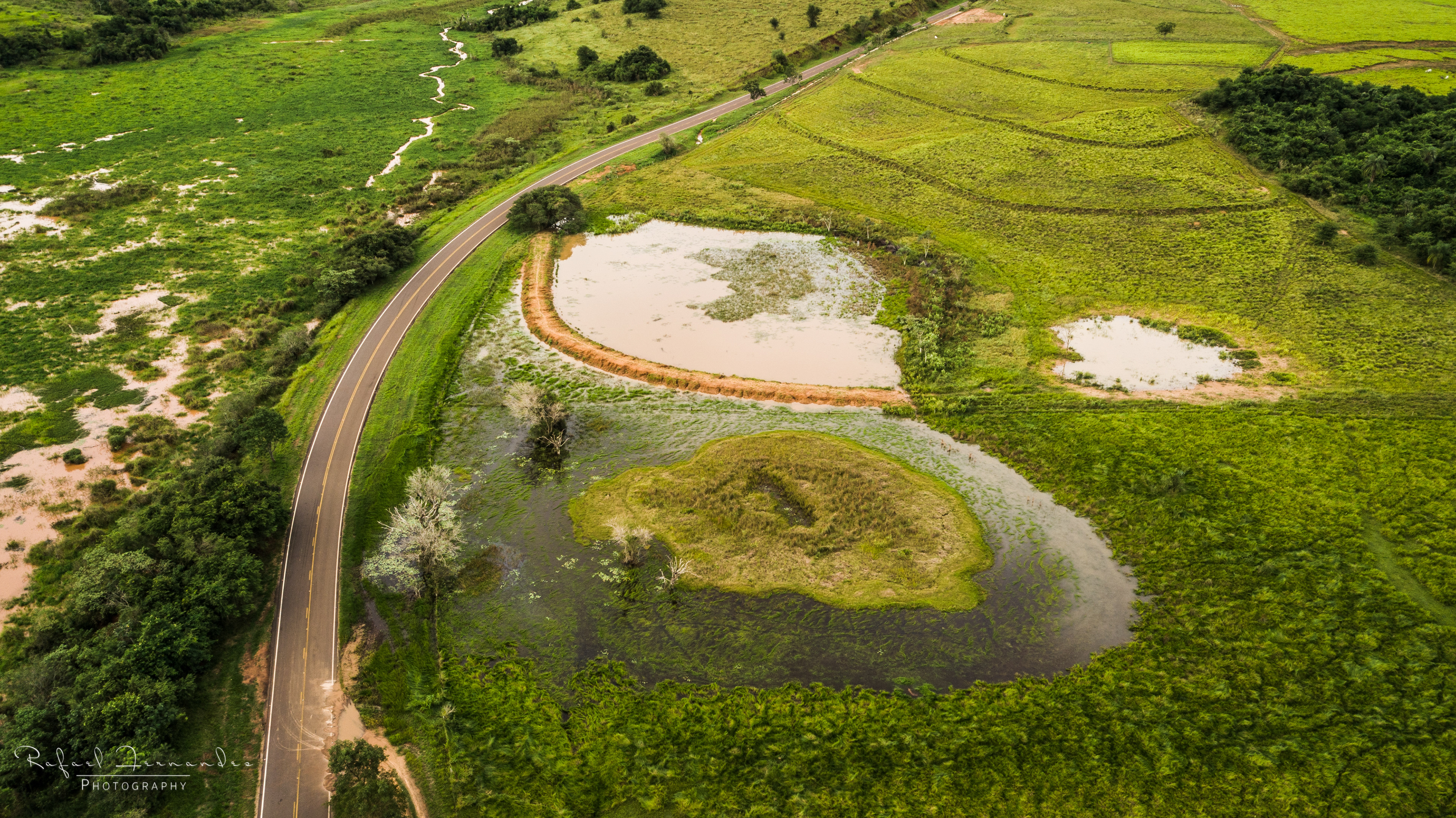 Local próximo à Rodovia SPV 020, essas áreas de verde estavam alagadas devido a uma forte chuva