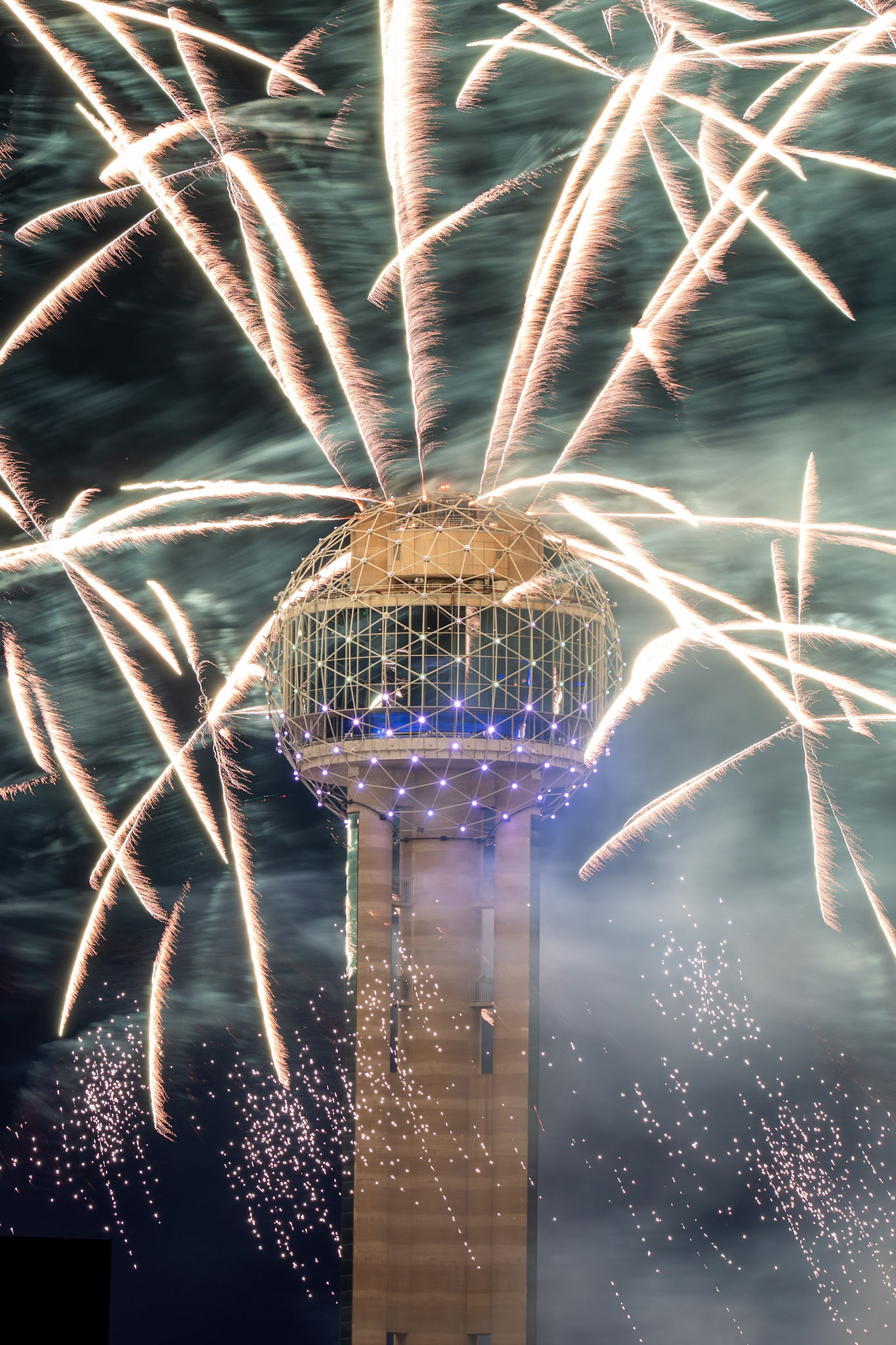 Reunion Tower New Year 2025