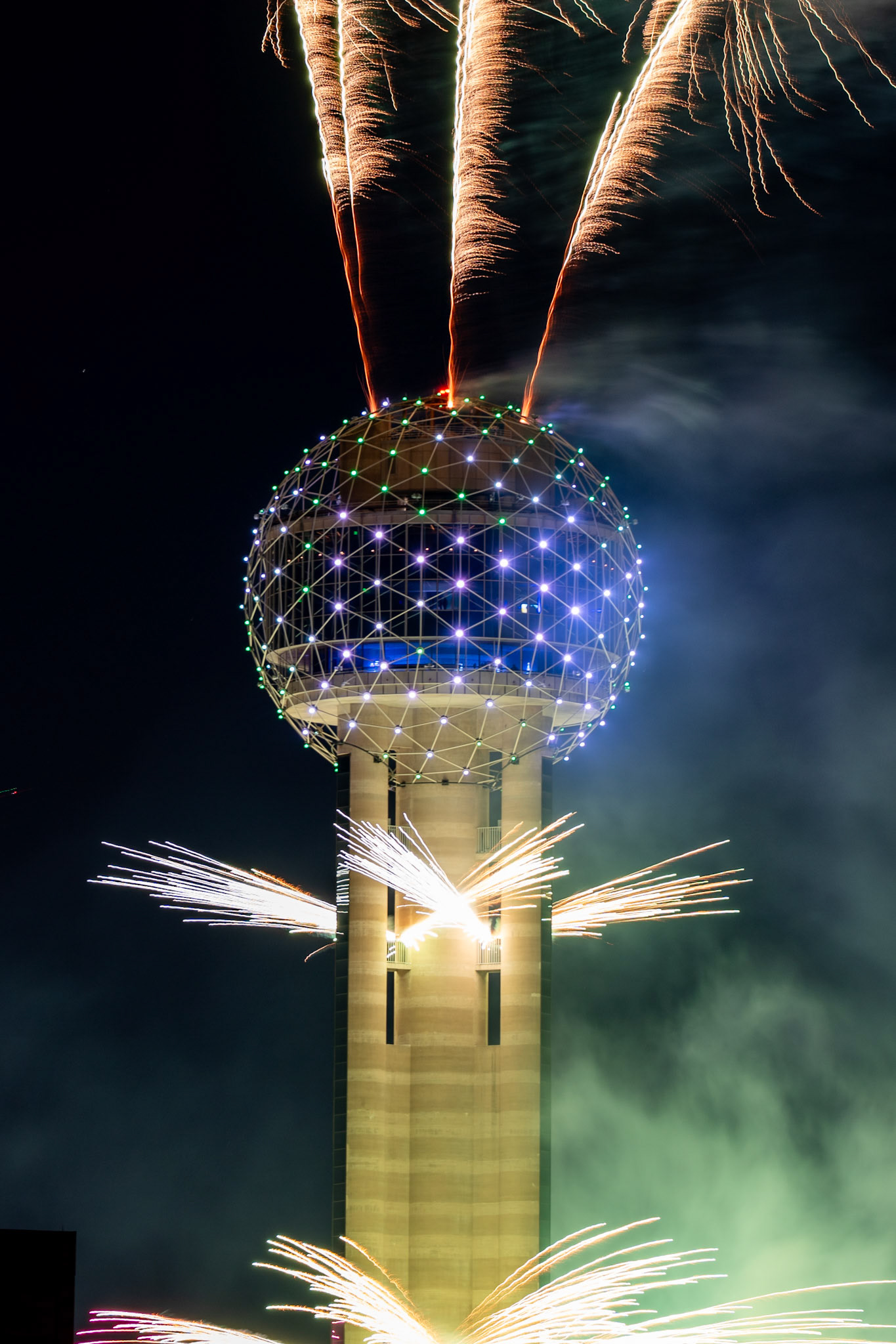 Reunion Tower New Year 2025