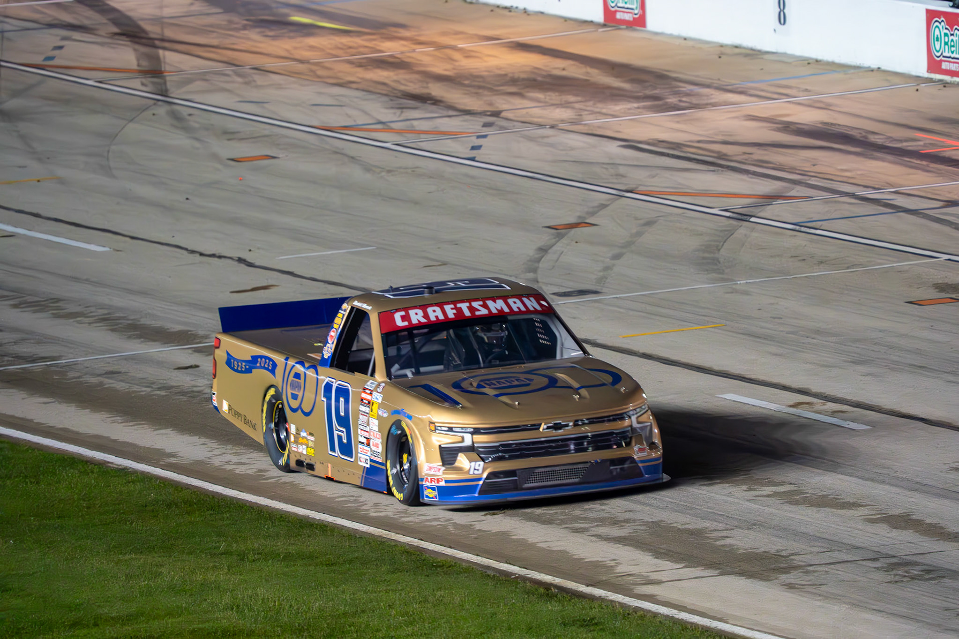 Daniel Hemric 2025 SpeedyCash.com 250