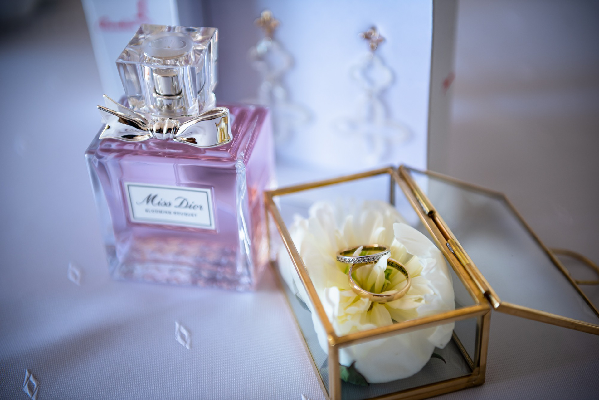 fotografia przygotowań ślubnych