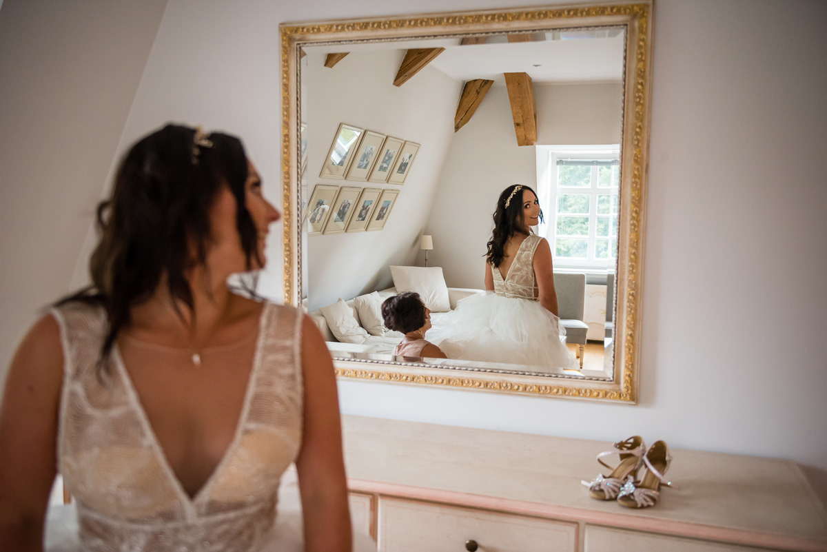 fotografowanie przygotowań do ślubu