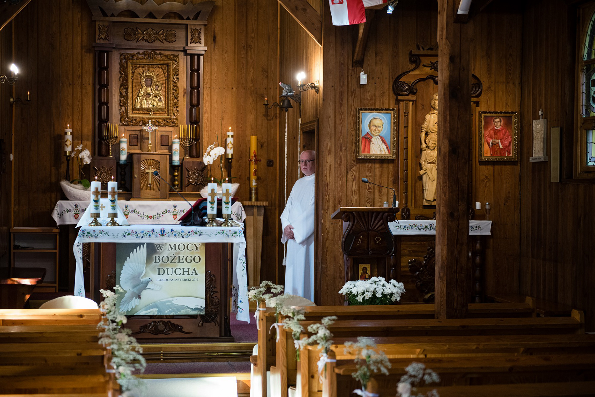 kosciół drewniany Dębki