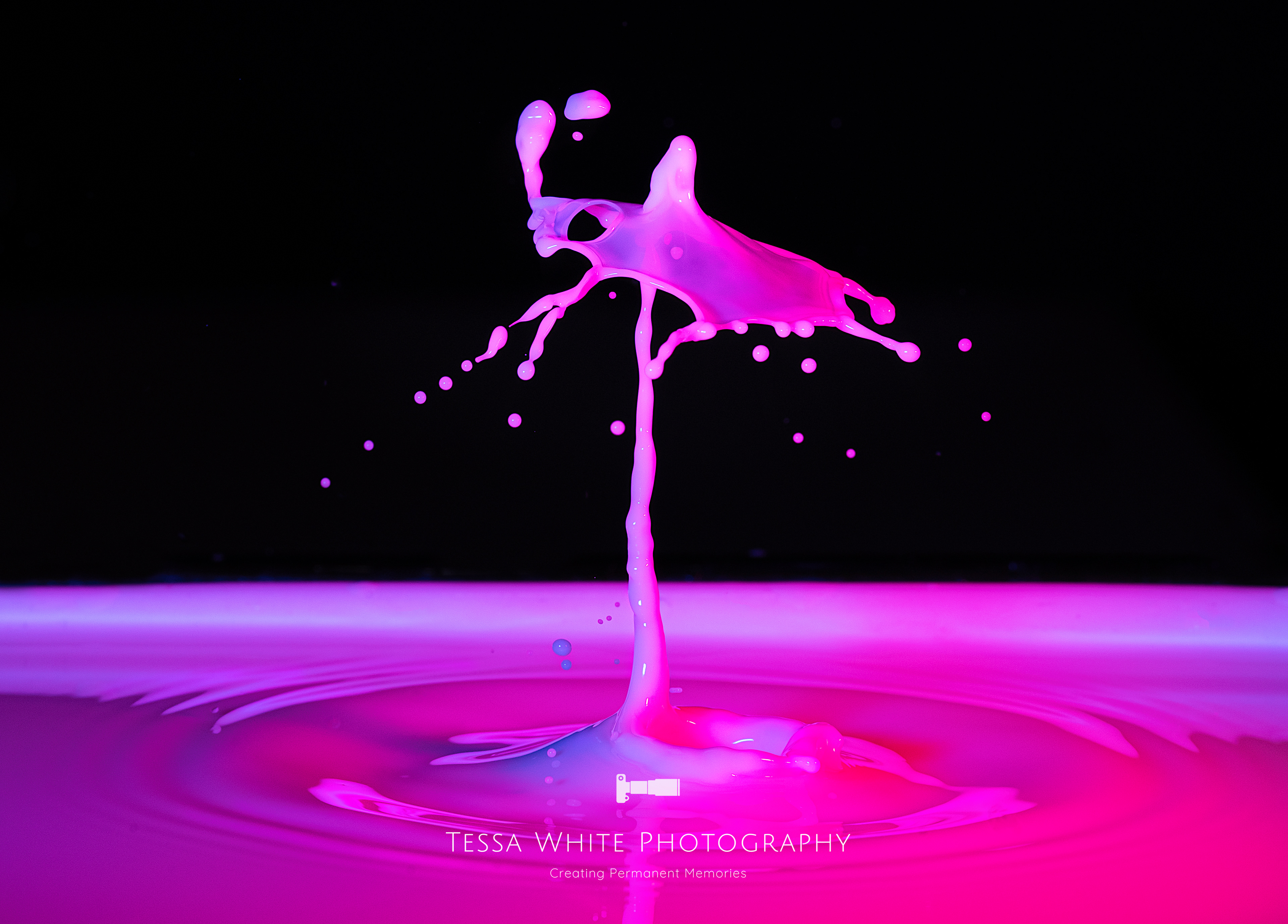 S004     Water Droplets