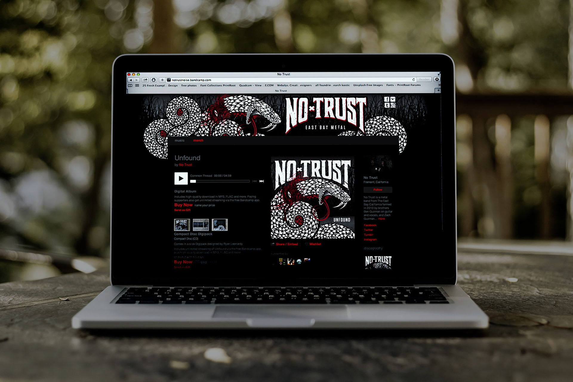 Bandcamp.com artist page graphics and hyperlinked social media buttons work around for No Trust
