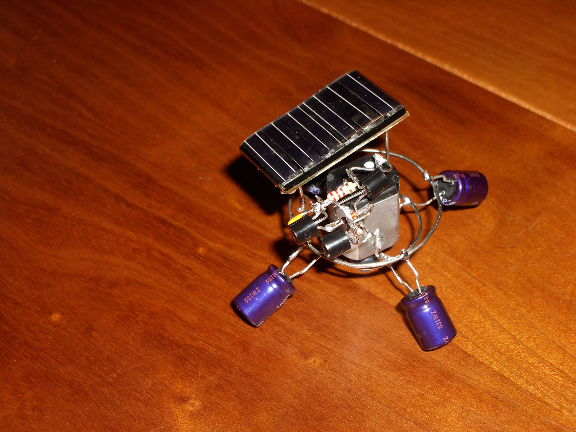 John Bacus - BEAM robots