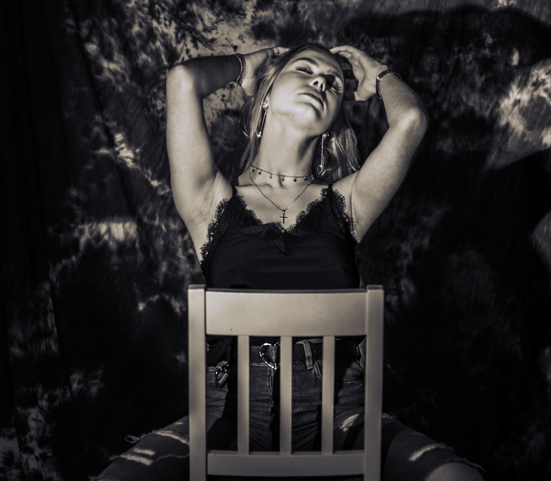 Portret kobiety – artystyczna fotografia portretowa Katowice.