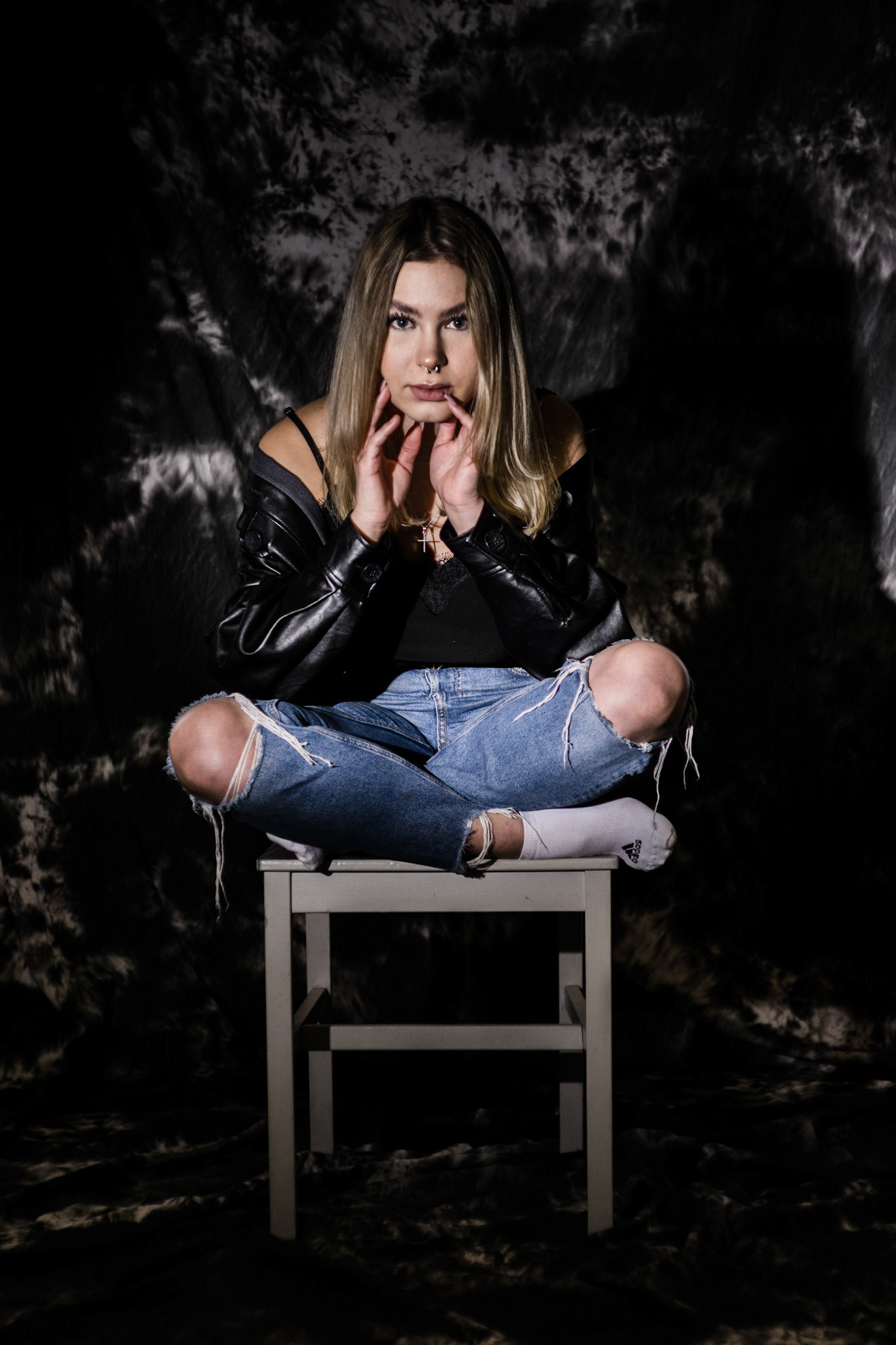 Portret kobiety – artystyczna fotografia portretowa Katowice.
