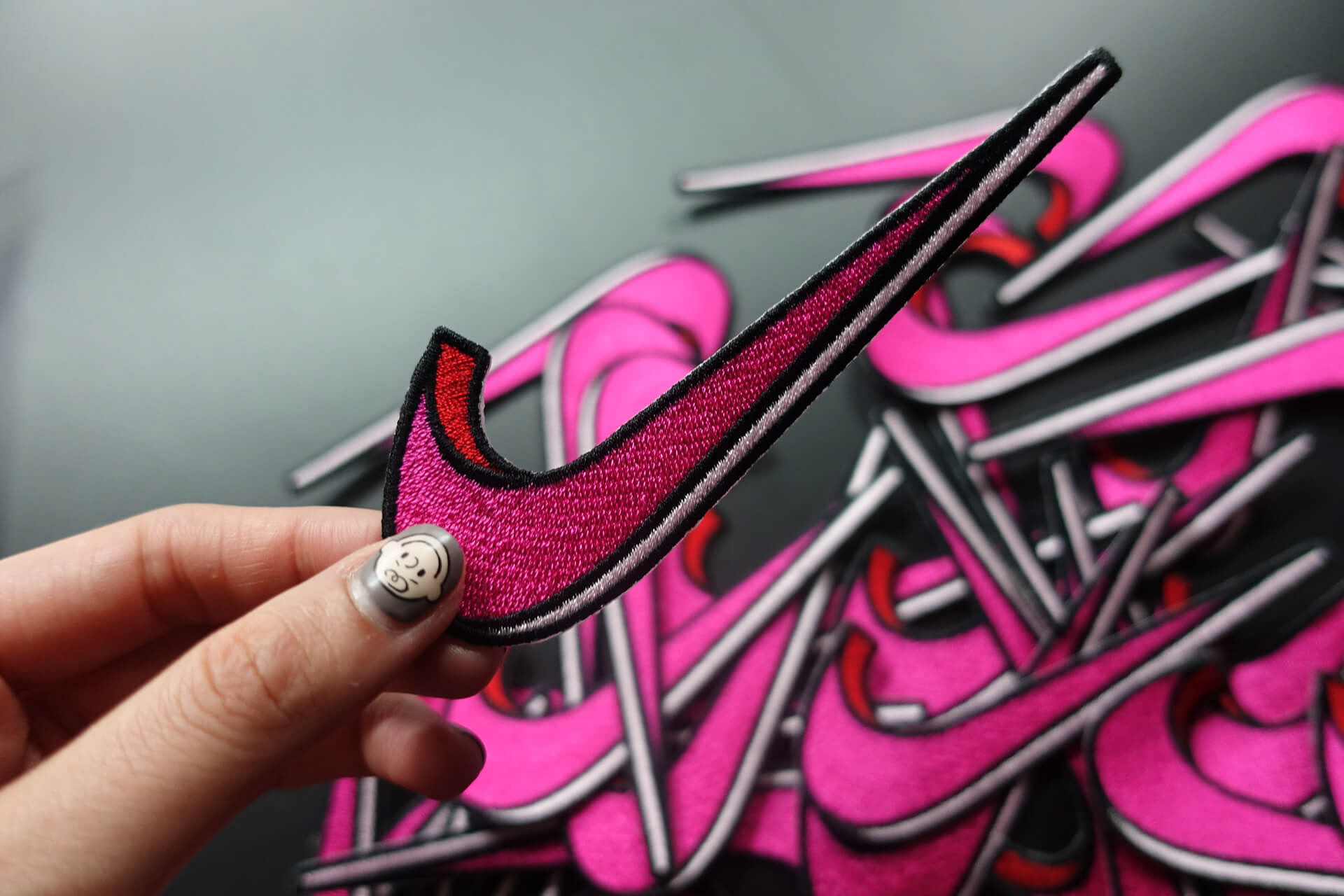customize nike swoosh